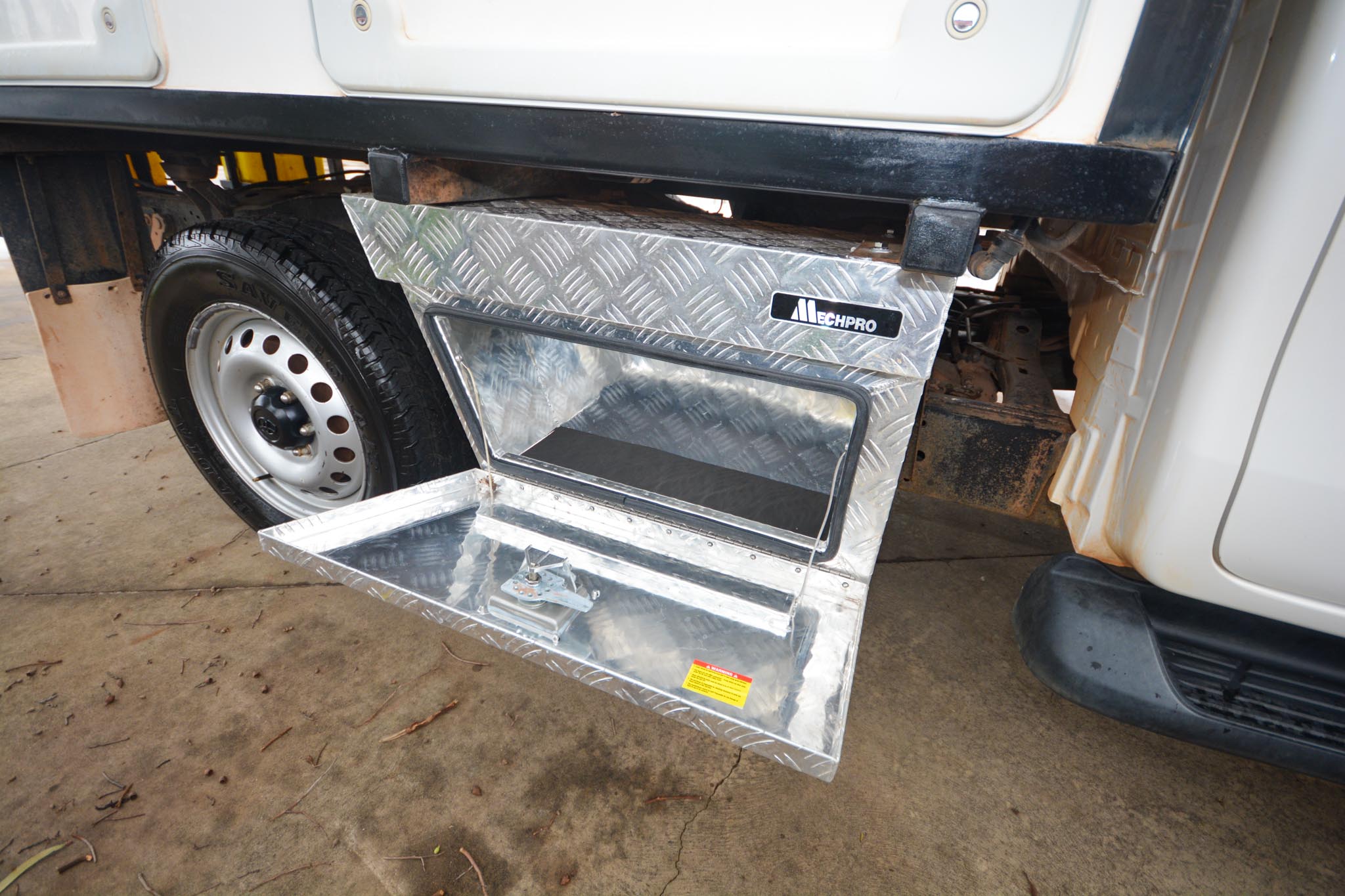 Carousel Popup Thumnails 19 - 2022 Windsor Maverick T590