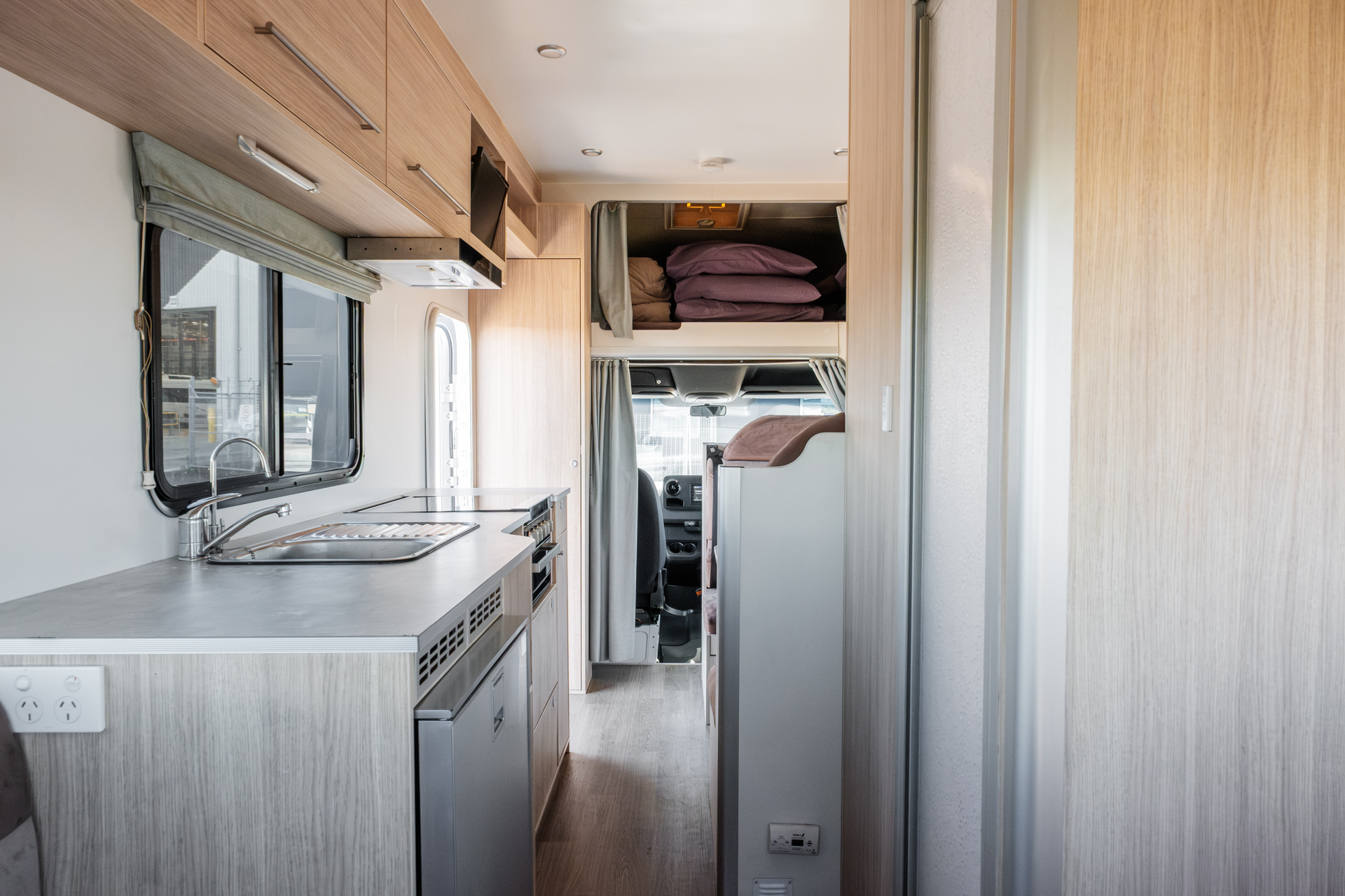 Carousel Popup Thumnails 39 - 2021 Kea River M721 Mercedes 6 Berth