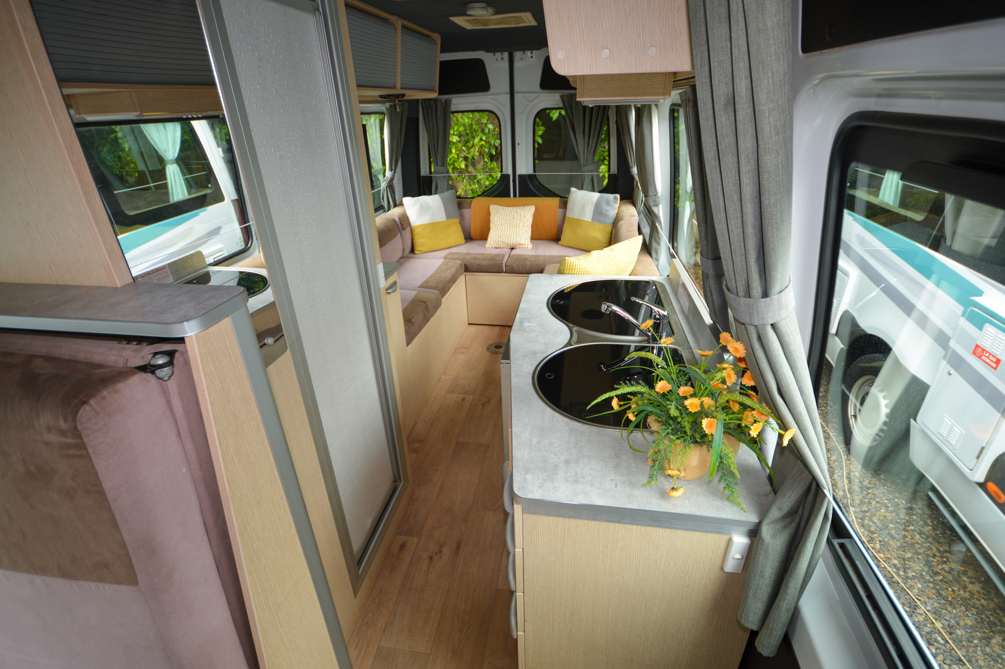 Carousel Popup Thumnails 18 - 2022 Kea Nomad M700 Mercedes 3 Berth