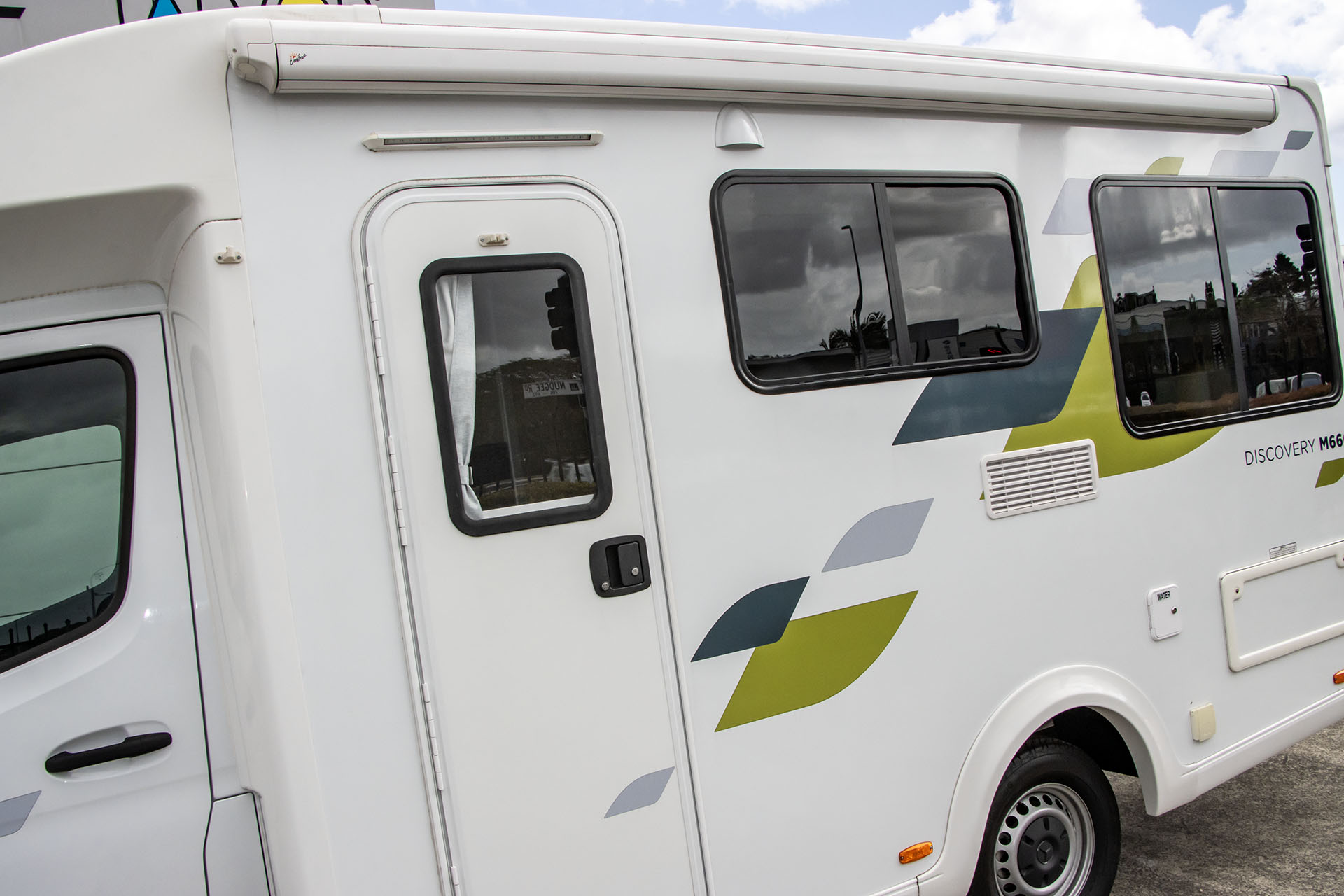 Carousel Popup Thumnails 11 - 2024 Kea Discovery M660 Mercedes 4 Berth