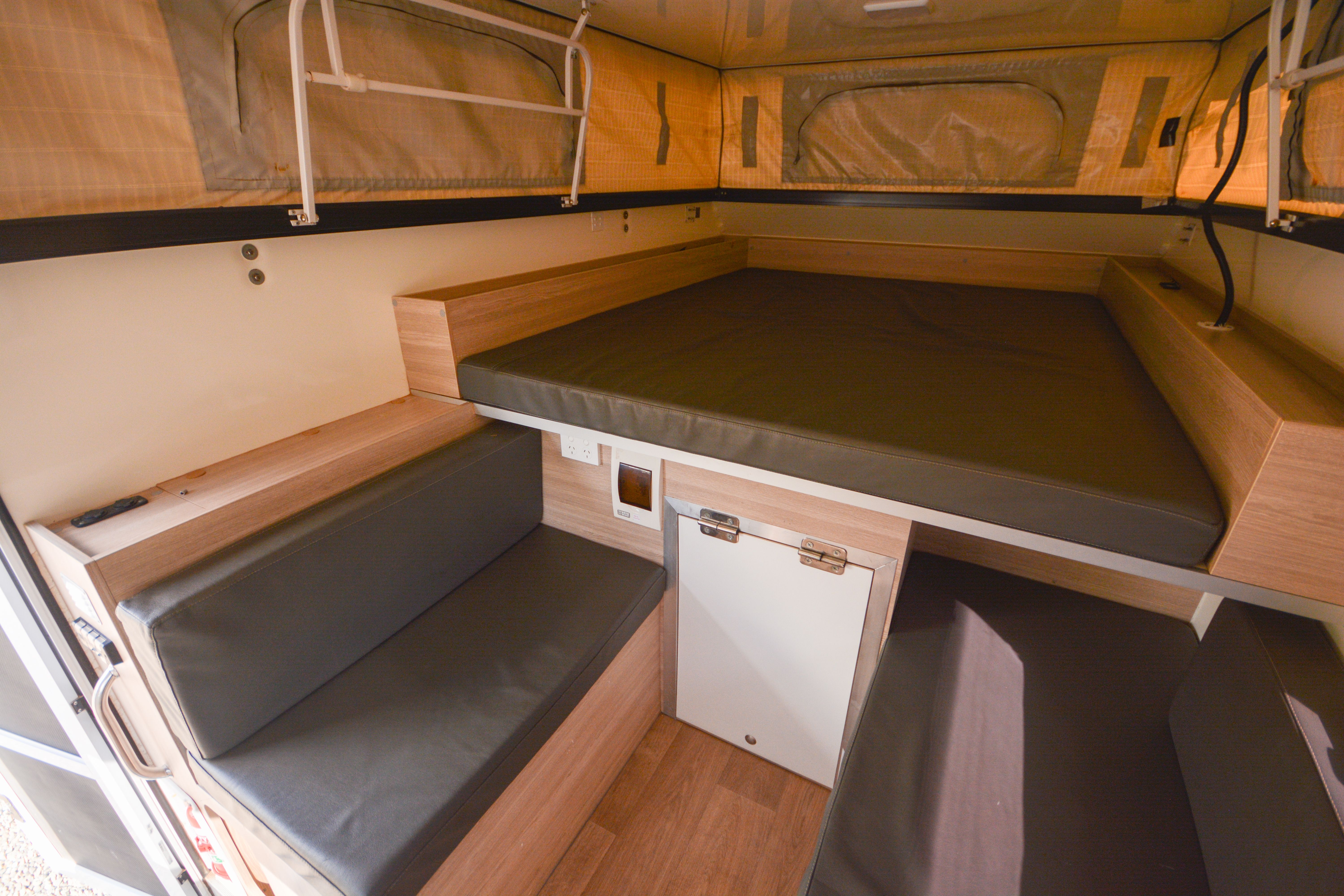 Carousel Popup Thumnails 28 - 2022 Talvor Adventure Camper Toyota 2 Berth