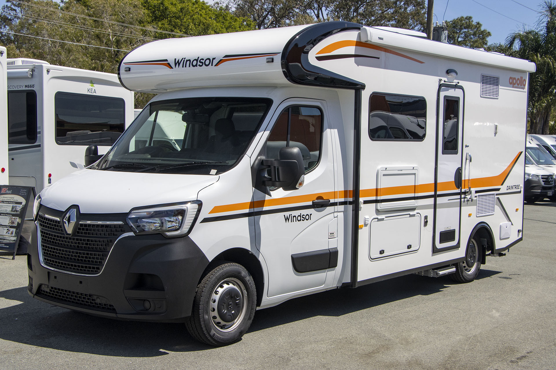 Carousel Popup Thumnails 3 - 2024 Windsor Daintree Renault 2 Berth