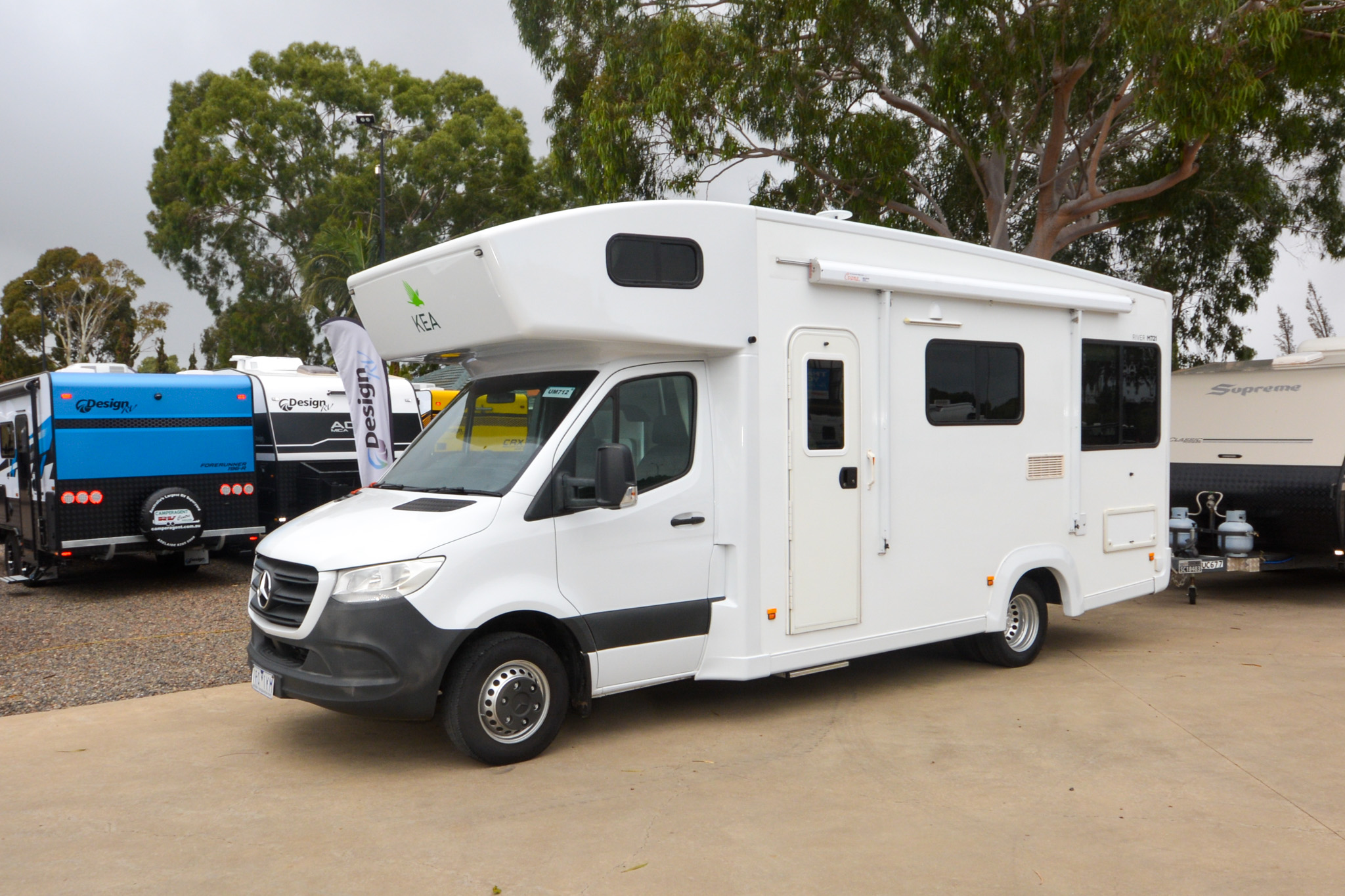 Carousel Popup Main - 2020 Kea River M721 Mercedes 6 Berth