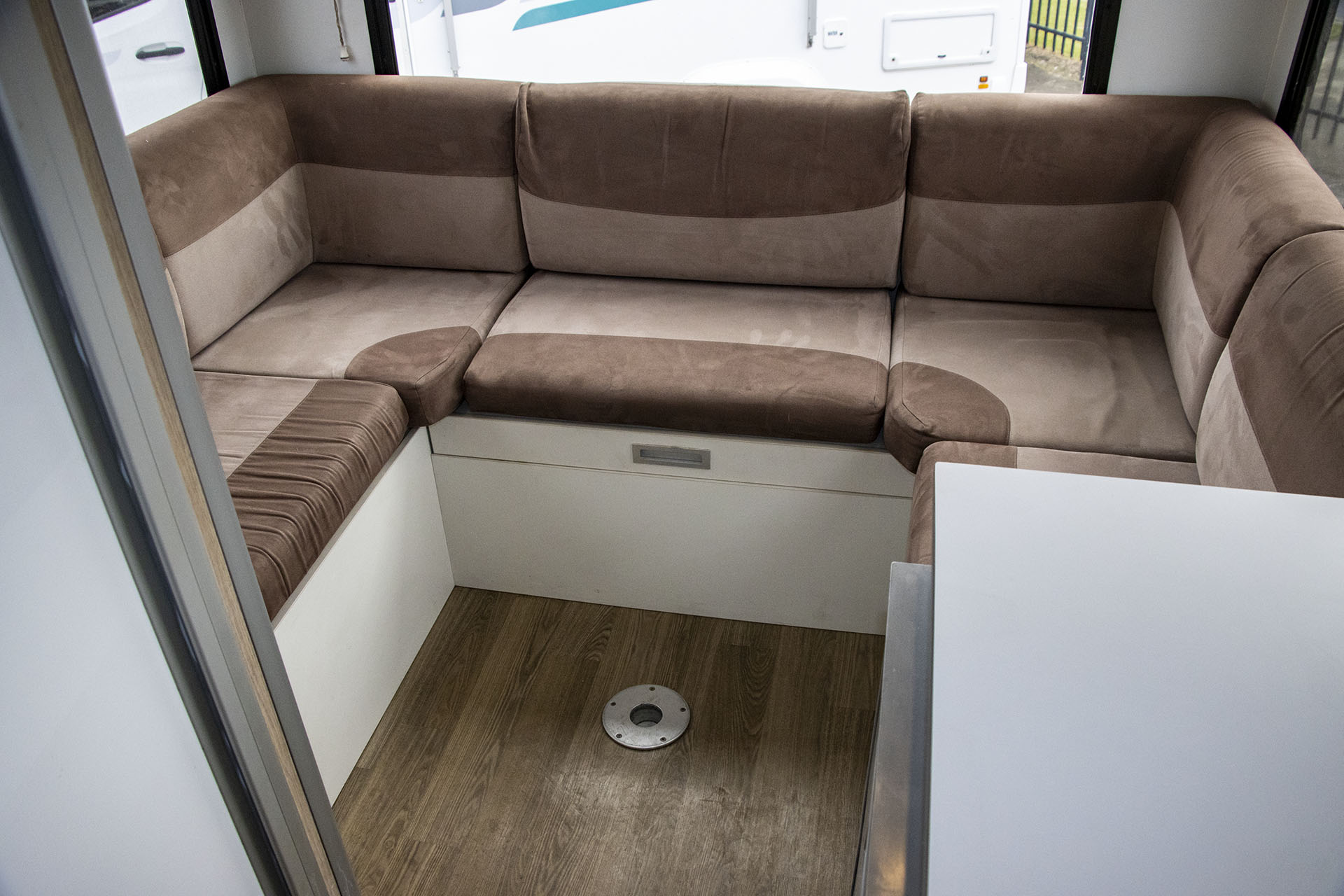 Carousel Popup Thumnails 22 - 2020 Kea River M721 Mercedes 6 Berth