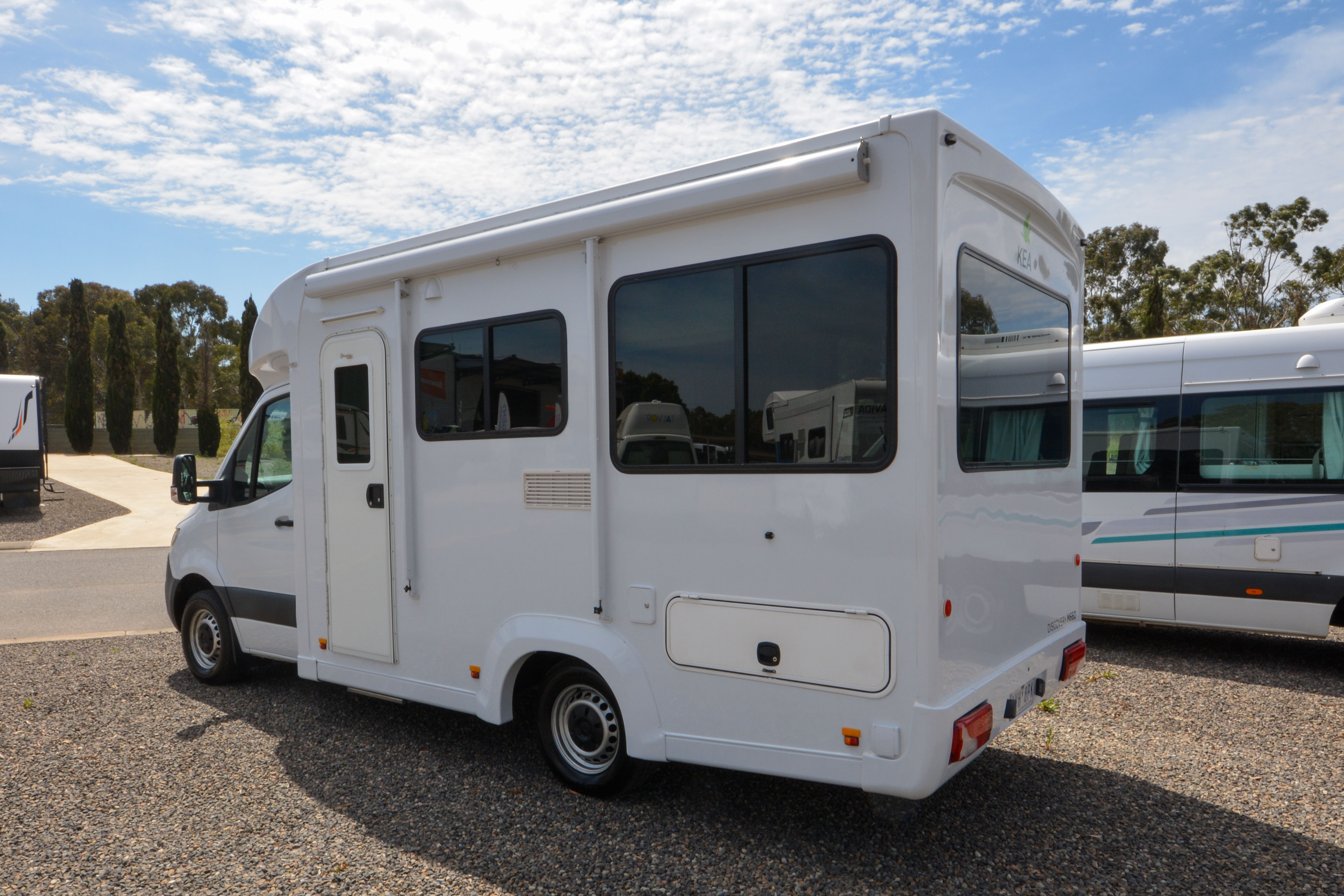 Carousel Popup Thumnails 8 - 2021 Kea Discovery M660 Mercedes 4 Berth