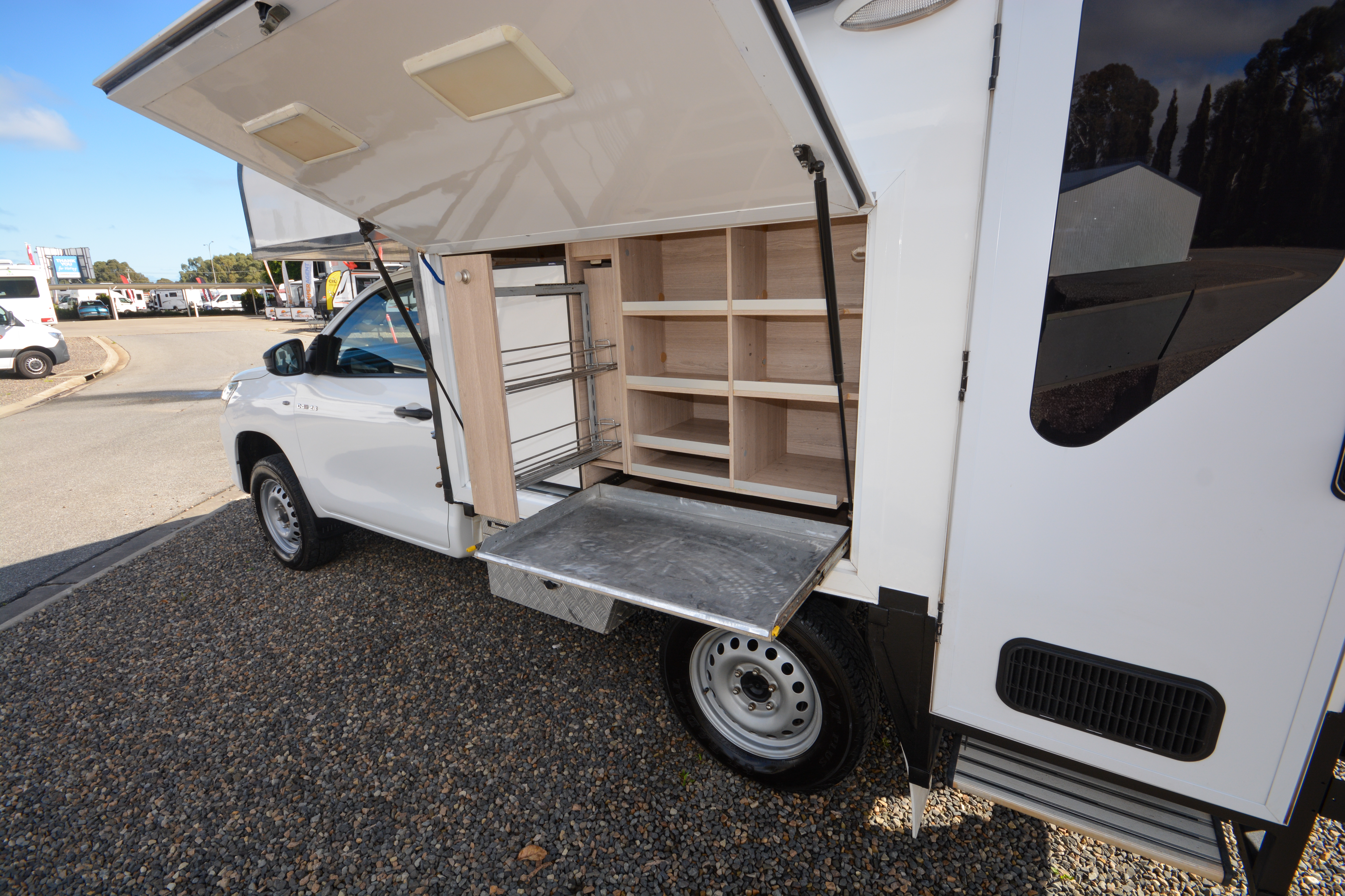 Carousel Popup Thumnails 10 - 2022 Talvor Adventure Camper Toyota 2 Berth