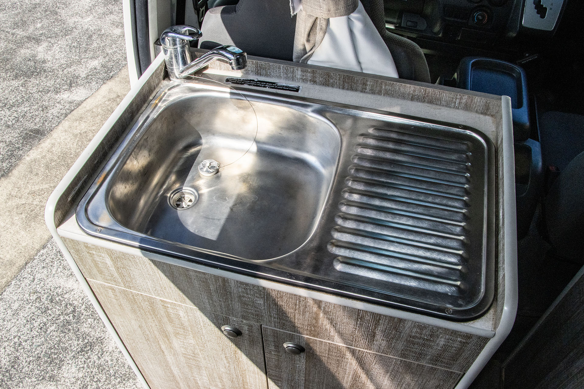 Carousel Popup Thumnails 20 - 2018 Talvor HiTop T490 Toyota 2 Berth