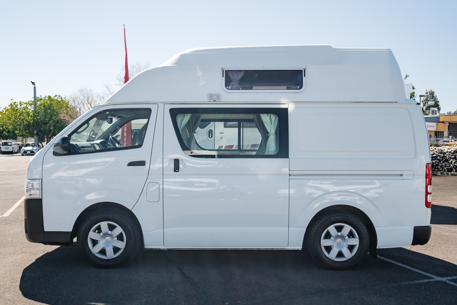 Carousel Popup Thumnails 9 - 2018 Talvor Endeavour Toyota 4 Berth