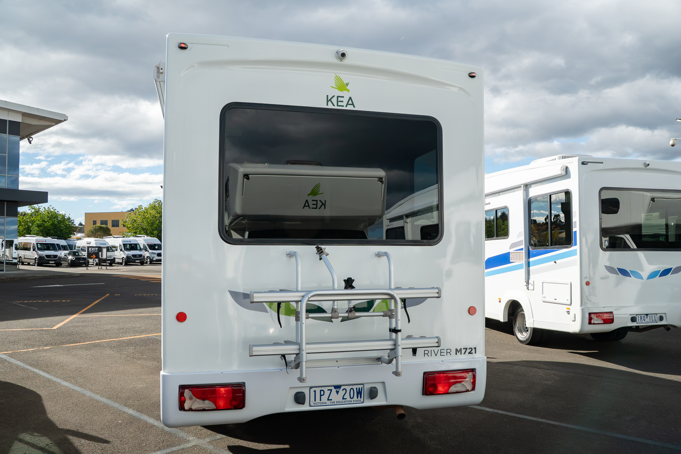 Carousel Popup Thumnails 8 - 2019 Kea River M721 Mercedes 6 Berth