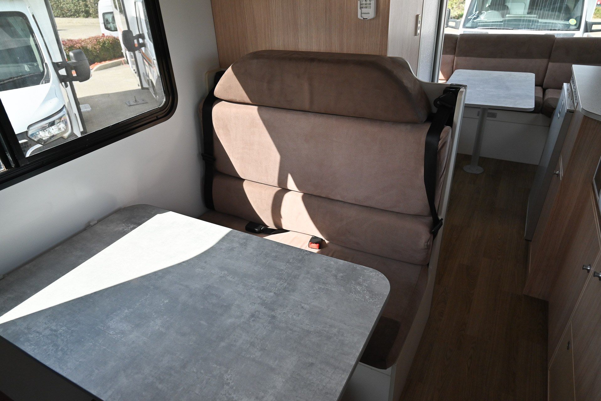 Carousel Popup Thumnails 20 - 2020 Kea River M721 Mercedes 6 Berth