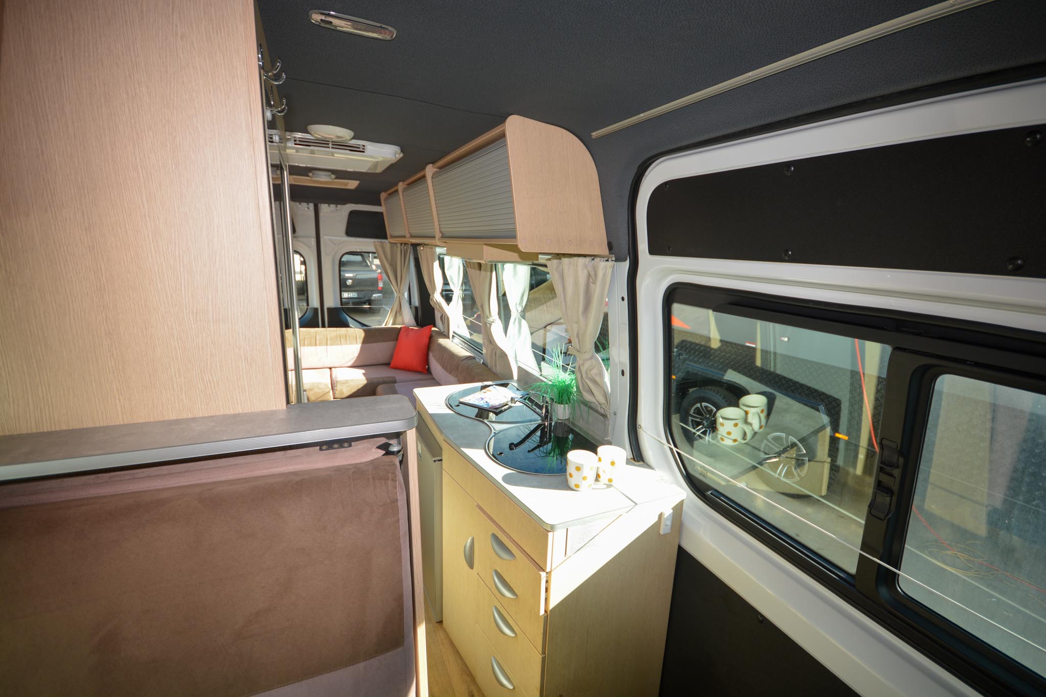 Carousel Popup Thumnails 18 - 2022 Kea Nomad M700 Mercedes 3 Berth