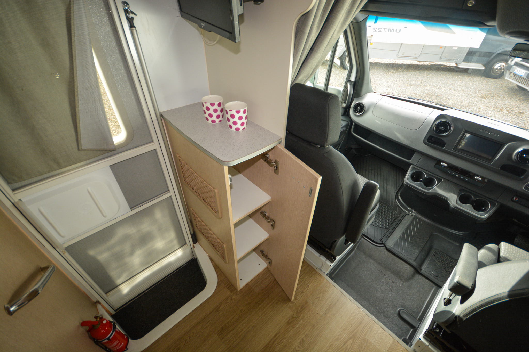 Carousel Popup Thumnails 29 - 2021 Kea Discovery M660 Mercedes 4 Berth