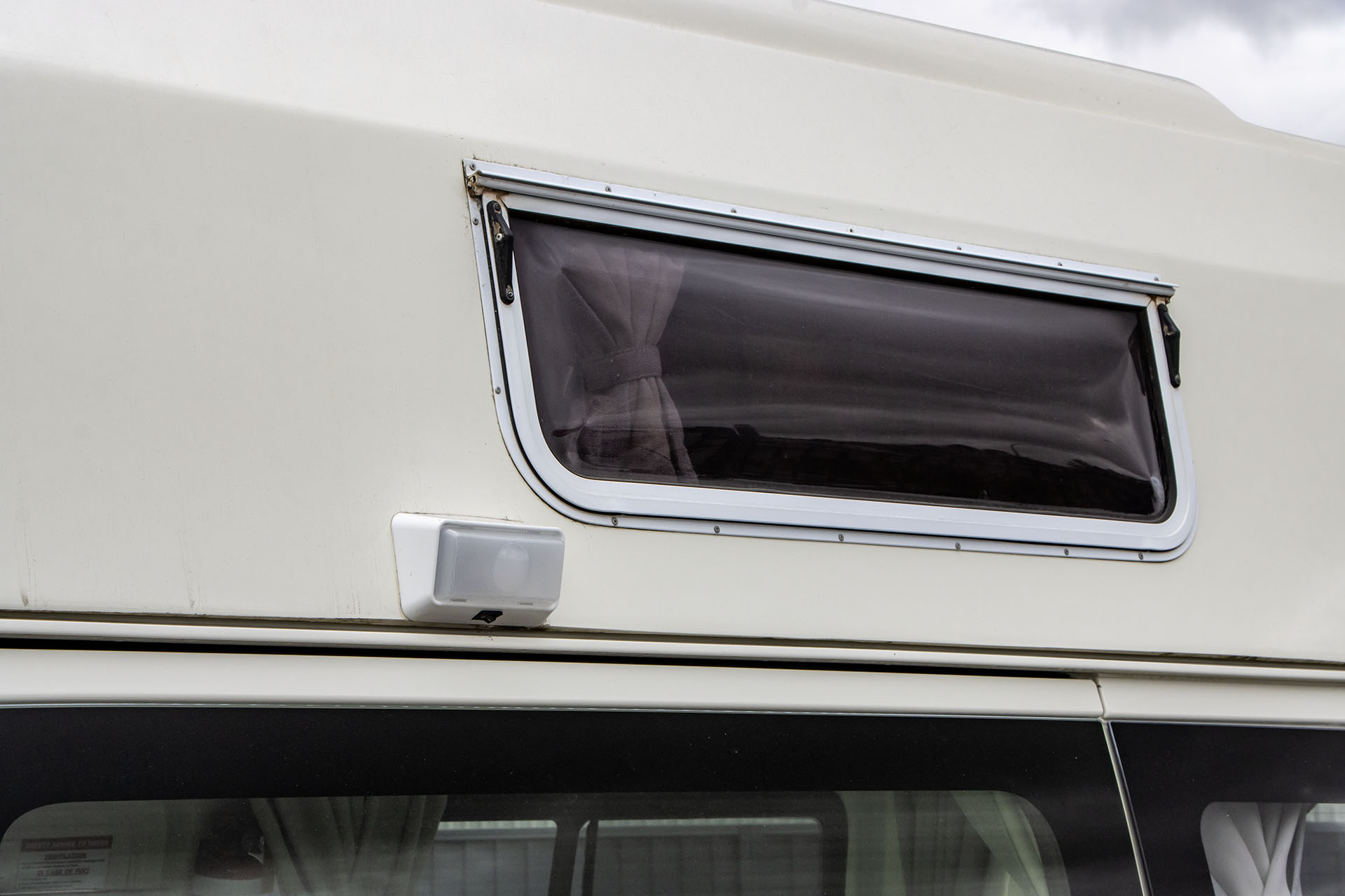 Carousel Popup Thumnails 10 - 2018 Windsor HiTop Plus T490 Toyota 2 Berth