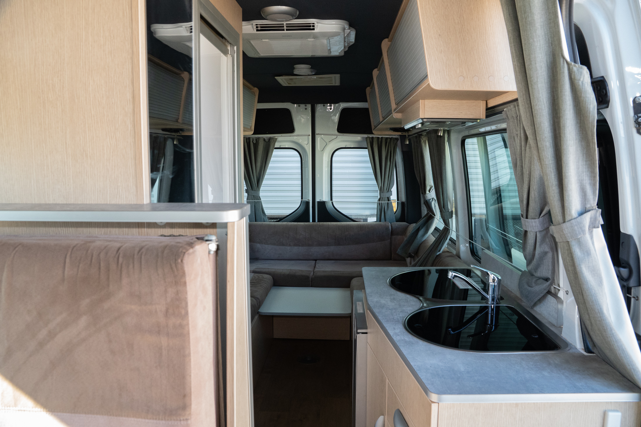 Carousel Popup Thumnails 21 - 2022 Kea Nomad M700 Mercedes 3 Berth