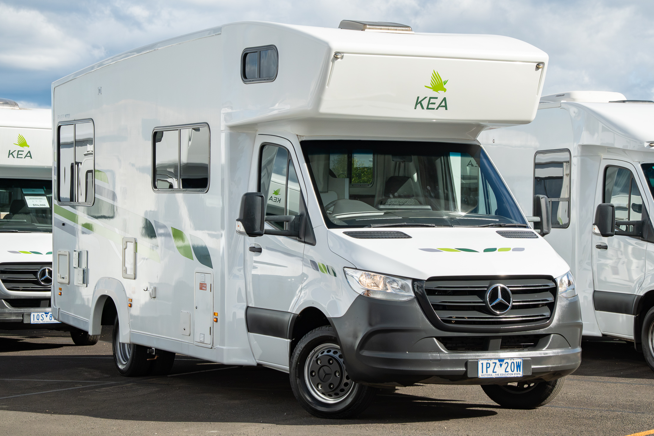 Carousel Popup Main - 2019 Kea River M721 Mercedes 6 Berth