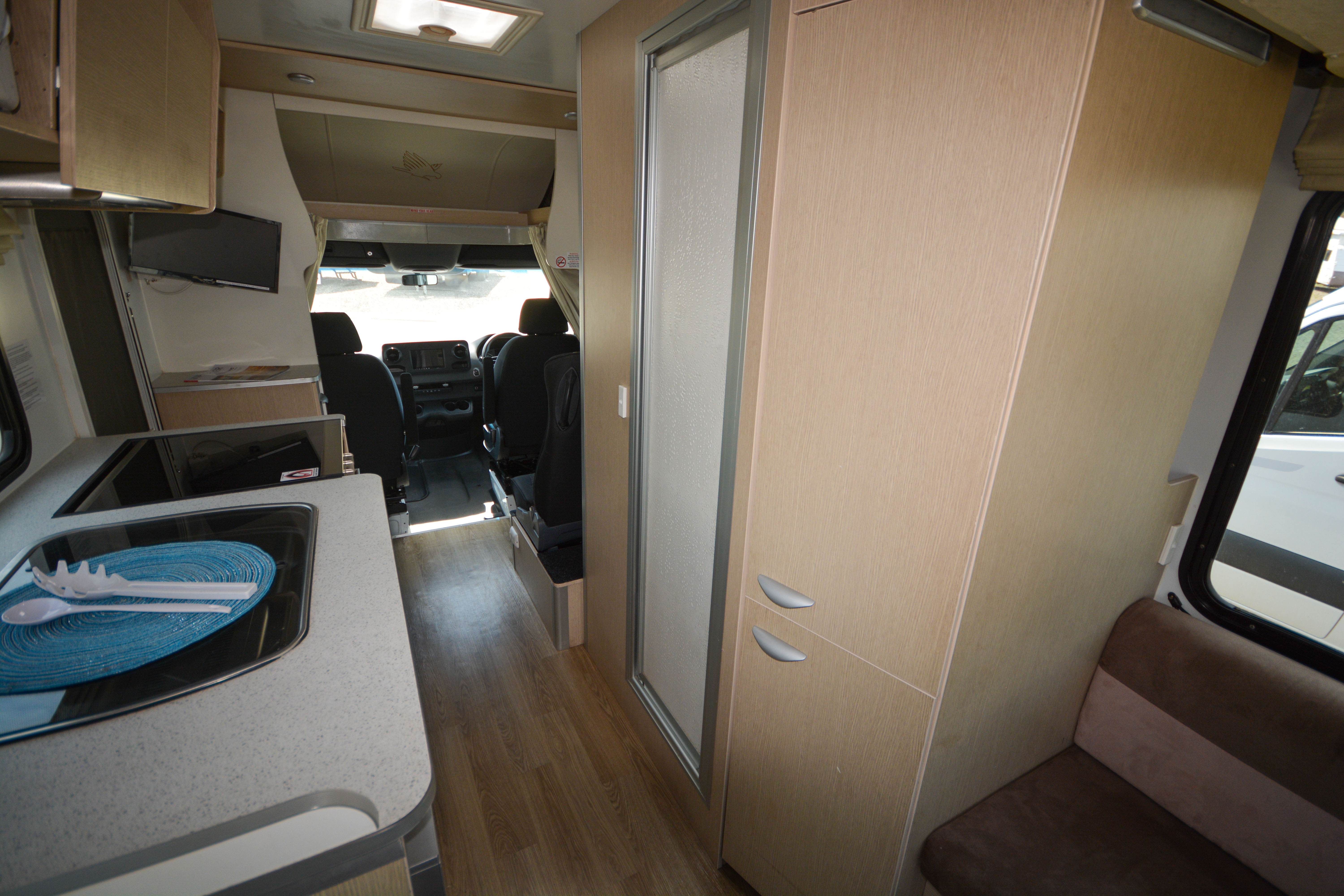 Carousel Popup Thumnails 22 - 2021 Kea Discovery M660 Mercedes 4 Berth