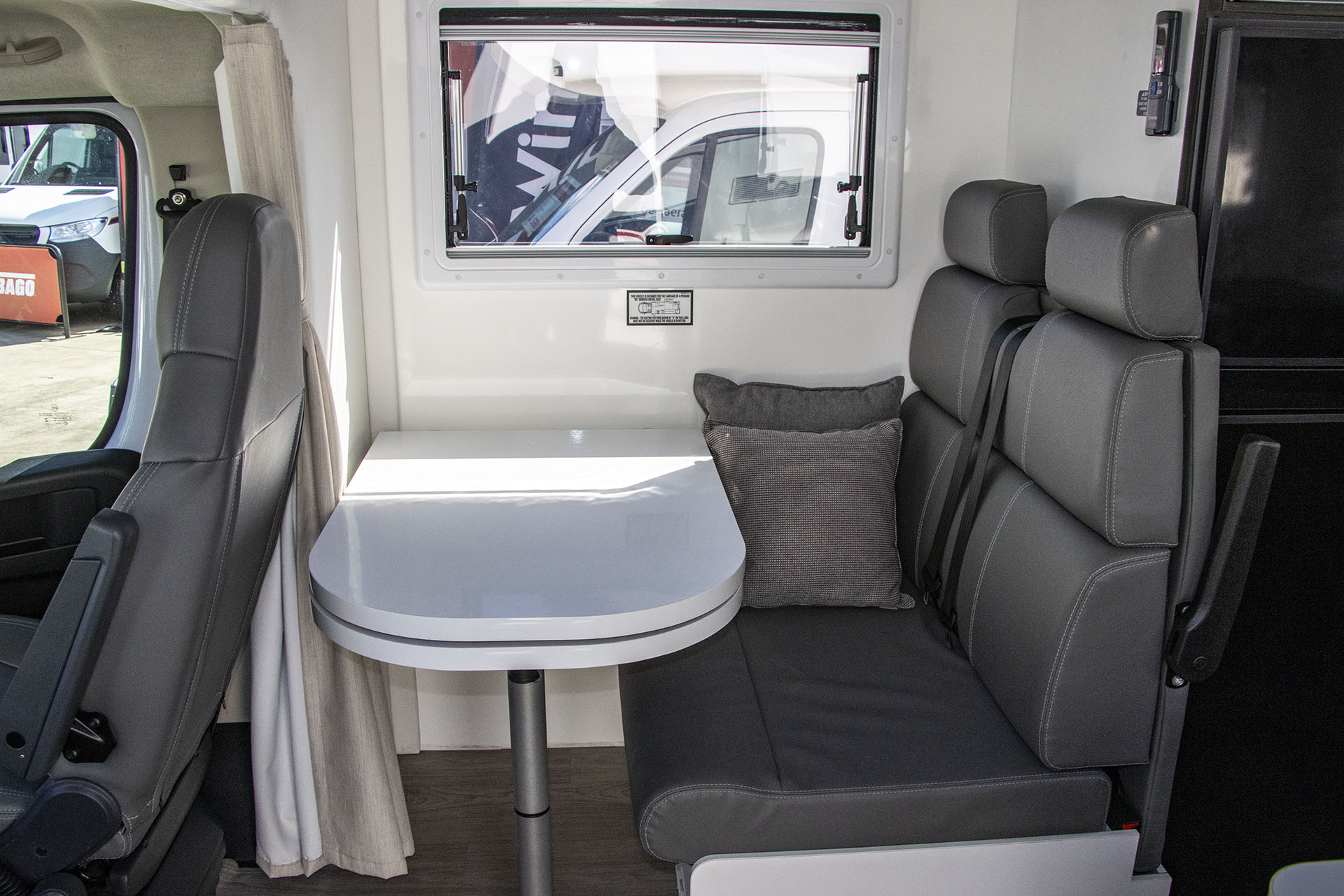 Carousel Popup Thumnails 13 - 2024 Windsor Simpson Fiat 4 Berth