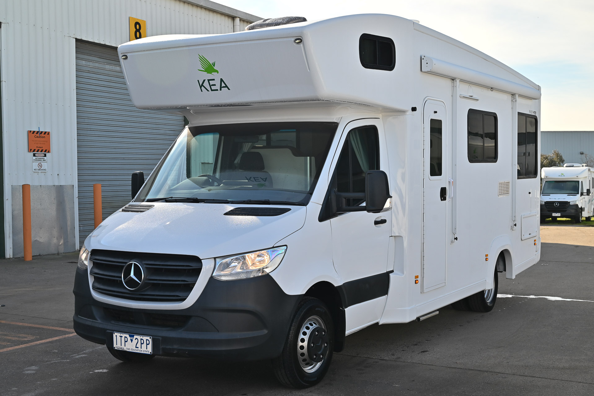 Carousel Popup Main - 2021 Kea River M721 Mercedes 6 Berth
