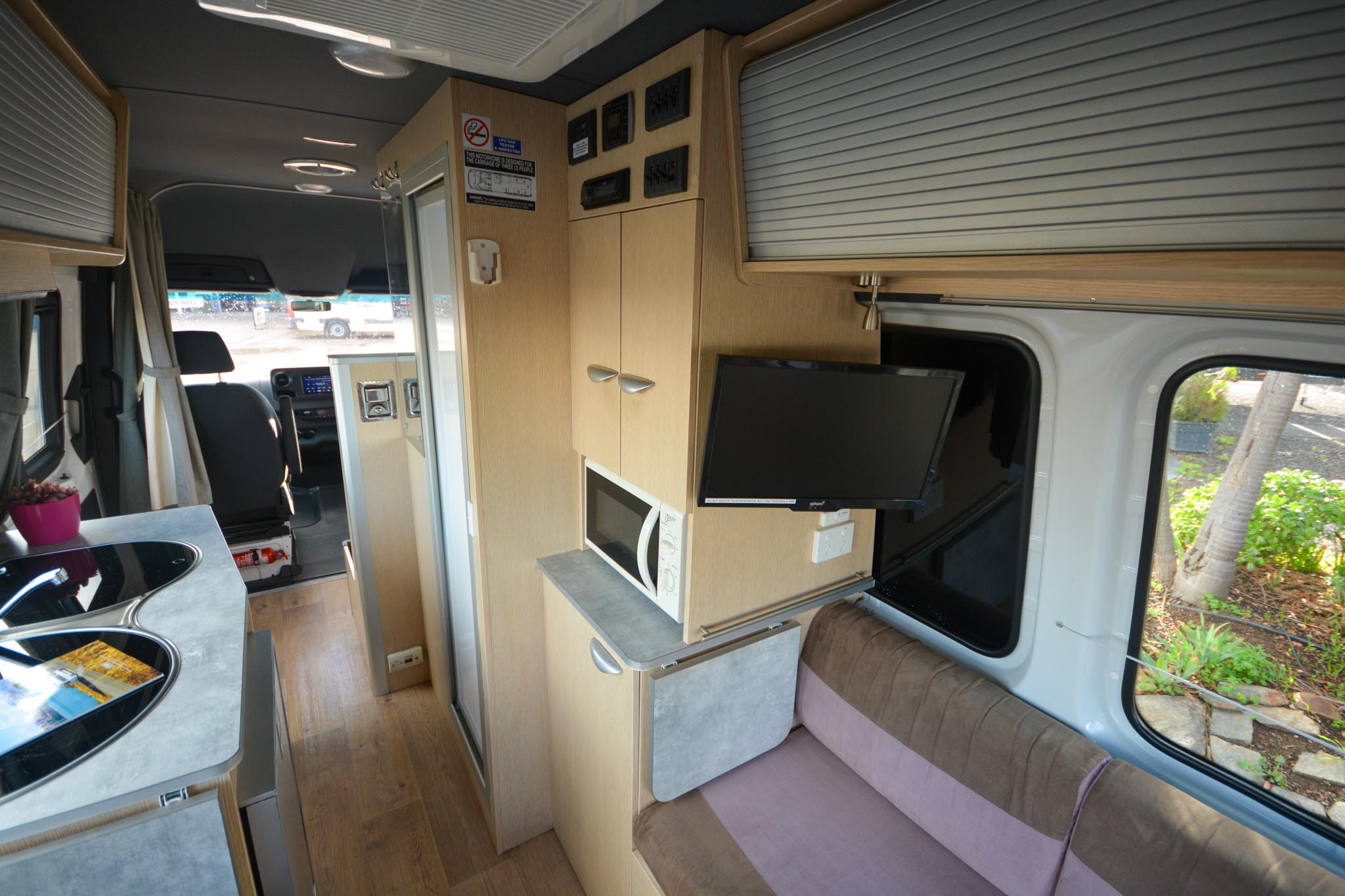Carousel Popup Thumnails 19 - 2021 Kea Nomad M700 Mercedes 3 Berth