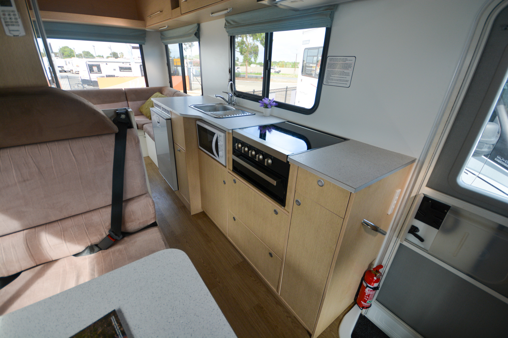 Carousel Popup Thumnails 31 - 2021 Kea River M721 Mercedes 6 Berth