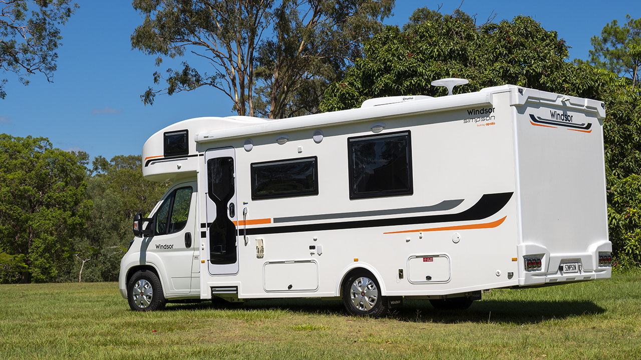 Carousel Popup Thumnails 4 - 2023 Windsor Simpson Fiat 4 Berth