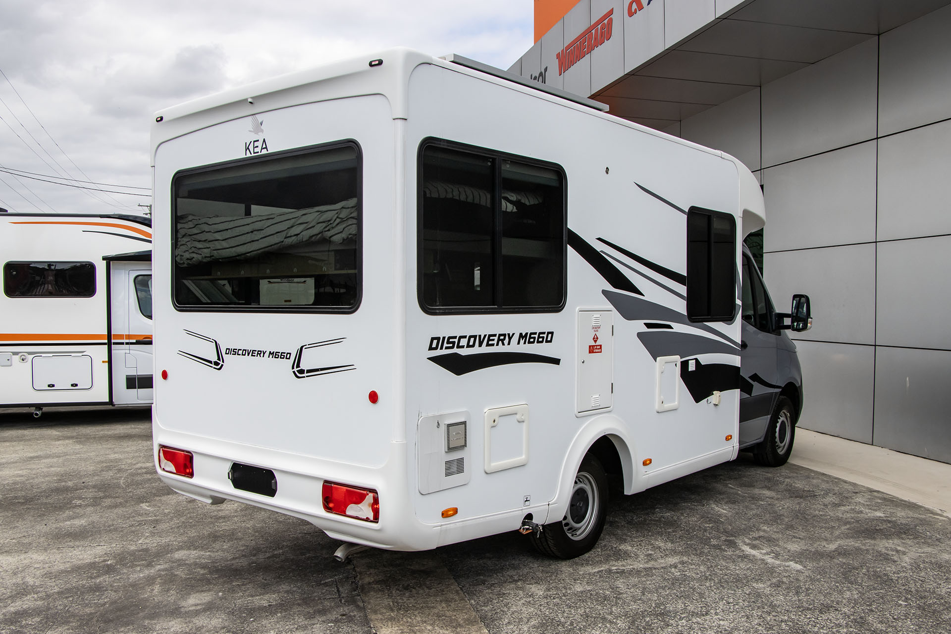 Carousel Popup Thumnails 10 - 2024 Kea Discovery M660 Mercedes 4 Berth