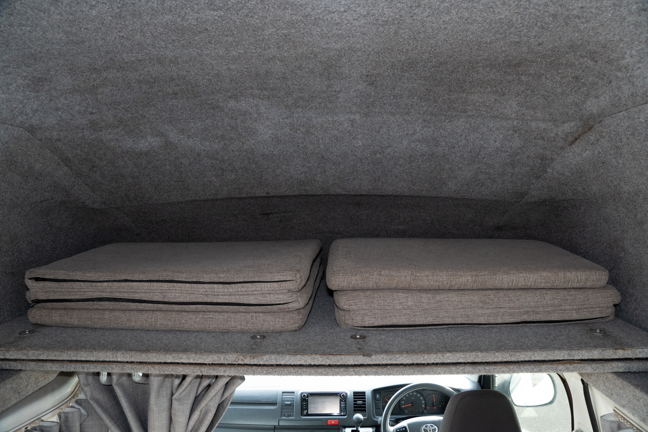 Carousel Popup Thumnails 35 - 2018 Talvor Endeavour Toyota 4 Berth