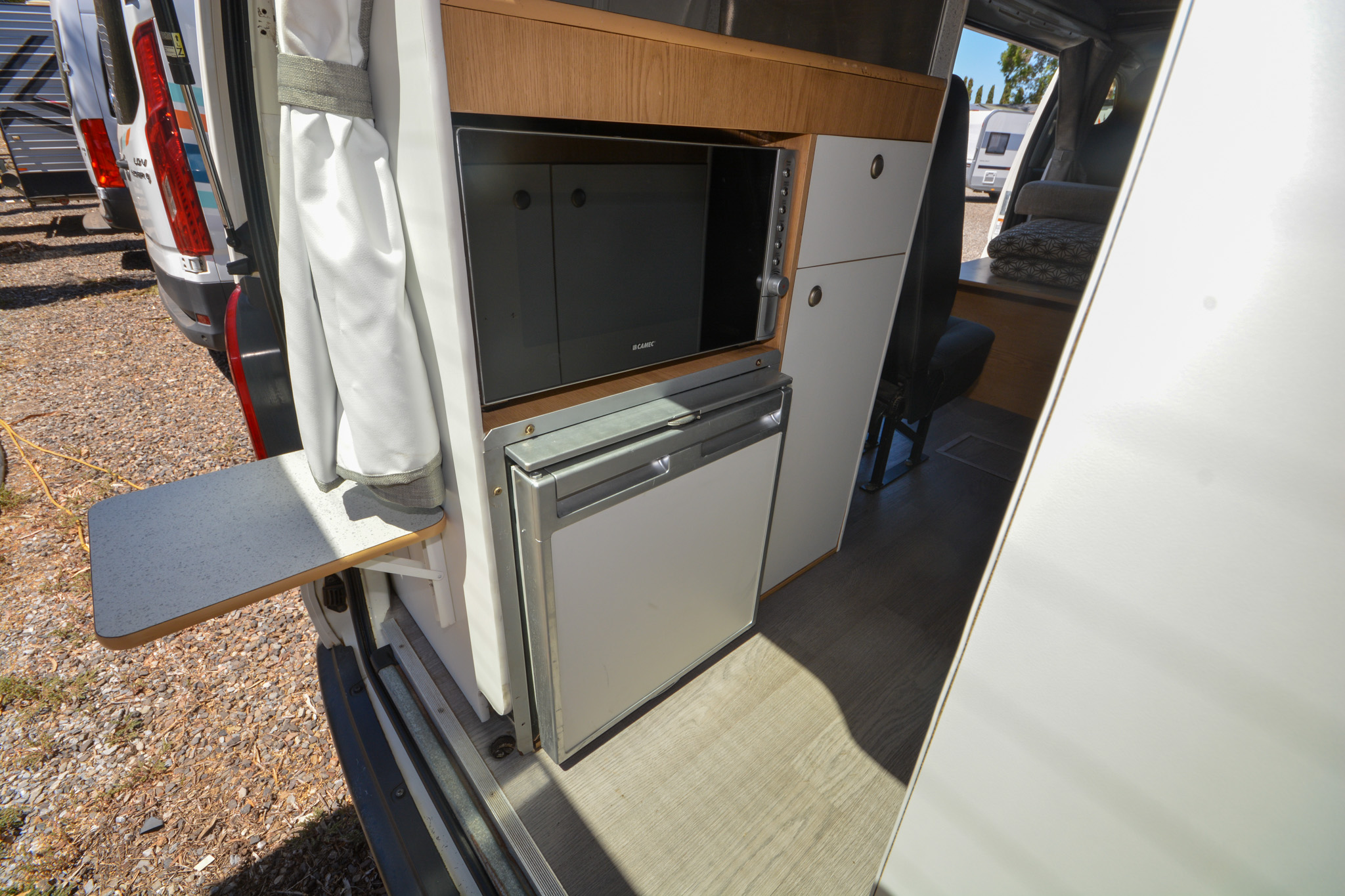 Carousel Popup Thumnails 19 - 2017 Talvor Endeavour Toyota HiAce 4 Berth