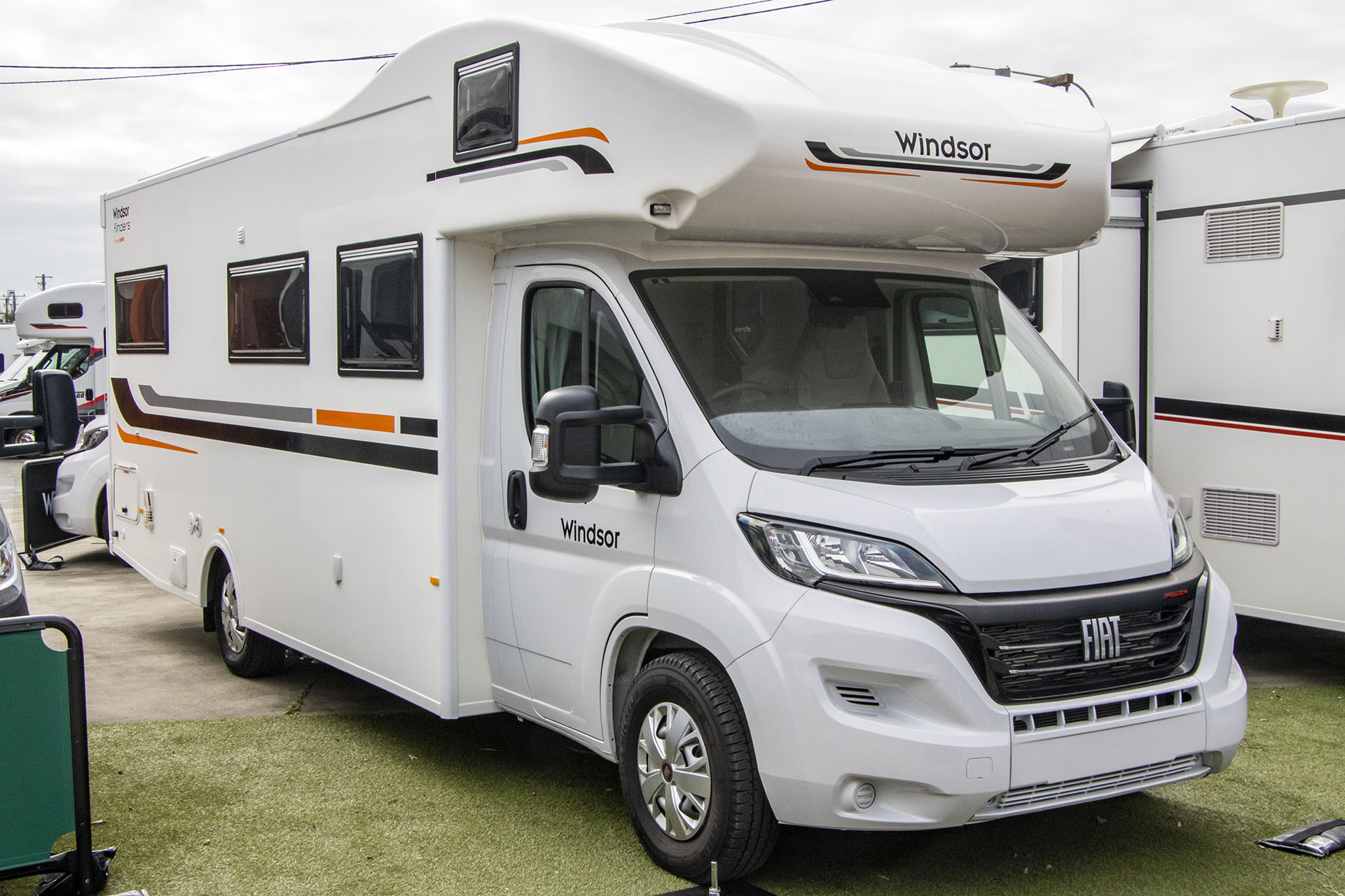 Carousel Popup Thumnails 3 - 2024 Windsor Flinders Fiat 4 Berth