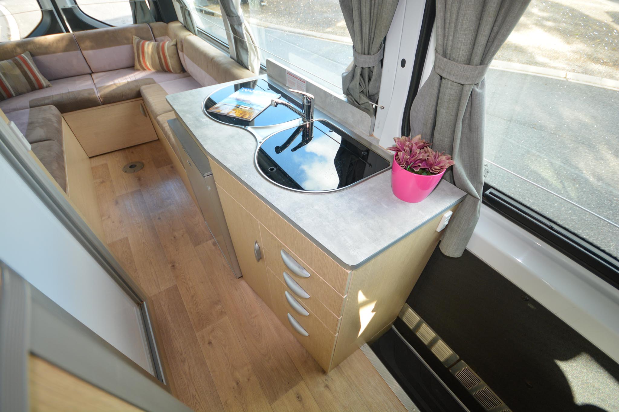 Carousel Popup Thumnails 29 - 2021 Kea Nomad M700 Mercedes 3 Berth