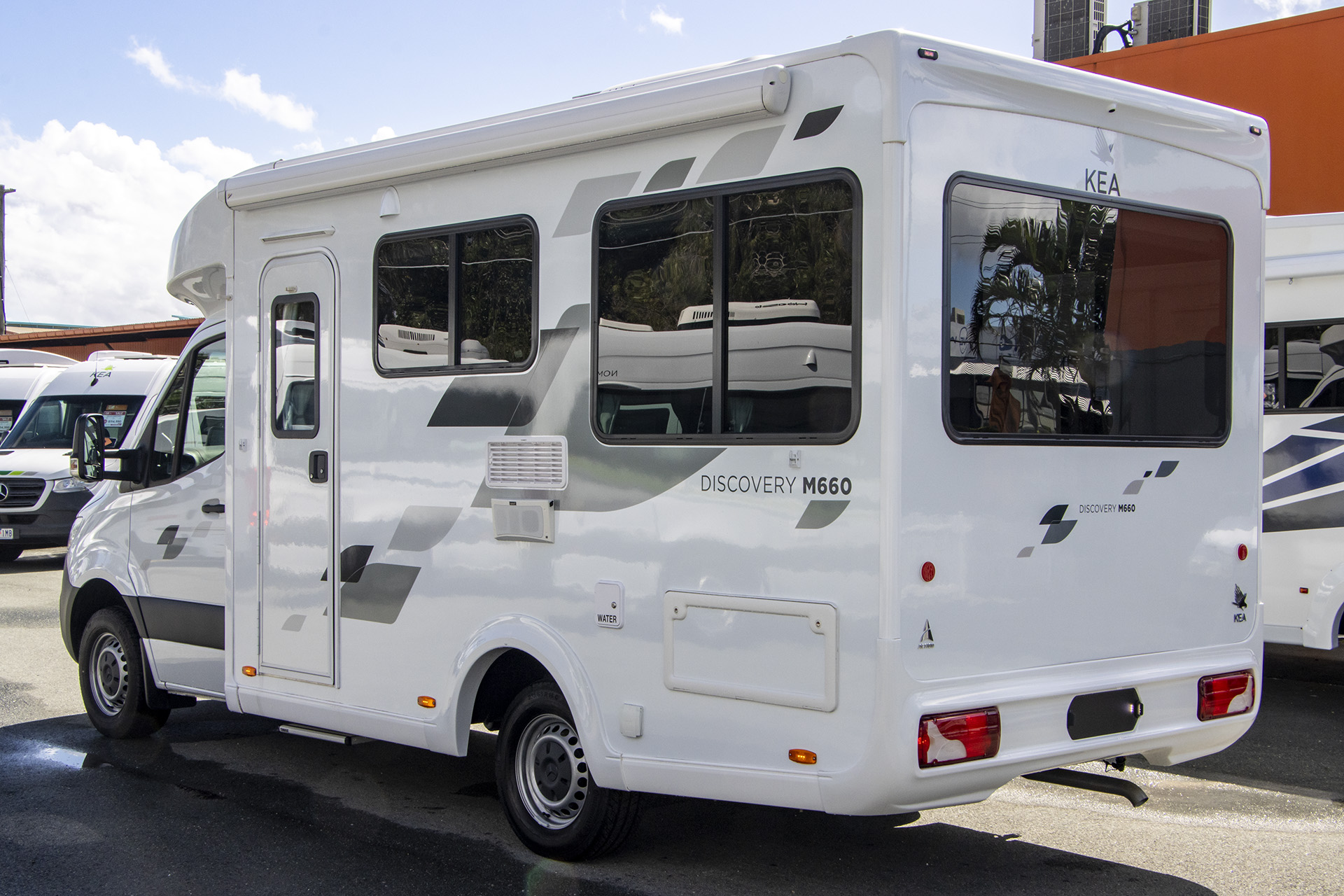 Carousel Popup Thumnails 5 - 2024 Kea Discovery M660 Mercedes 4 Berth
