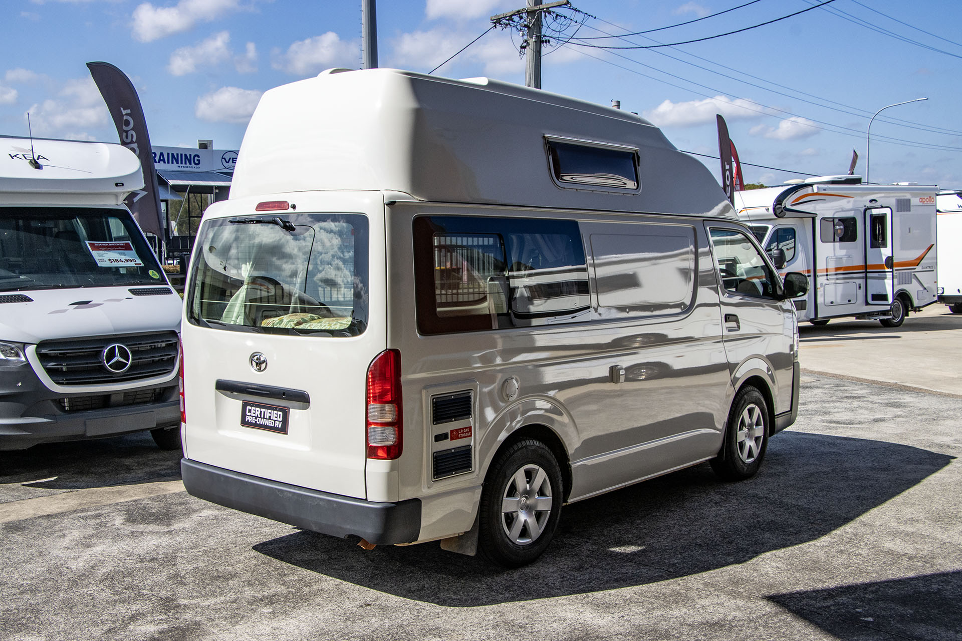 Carousel Popup Thumnails 9 - 2018 Talvor HiTop T490 Toyota 2 Berth