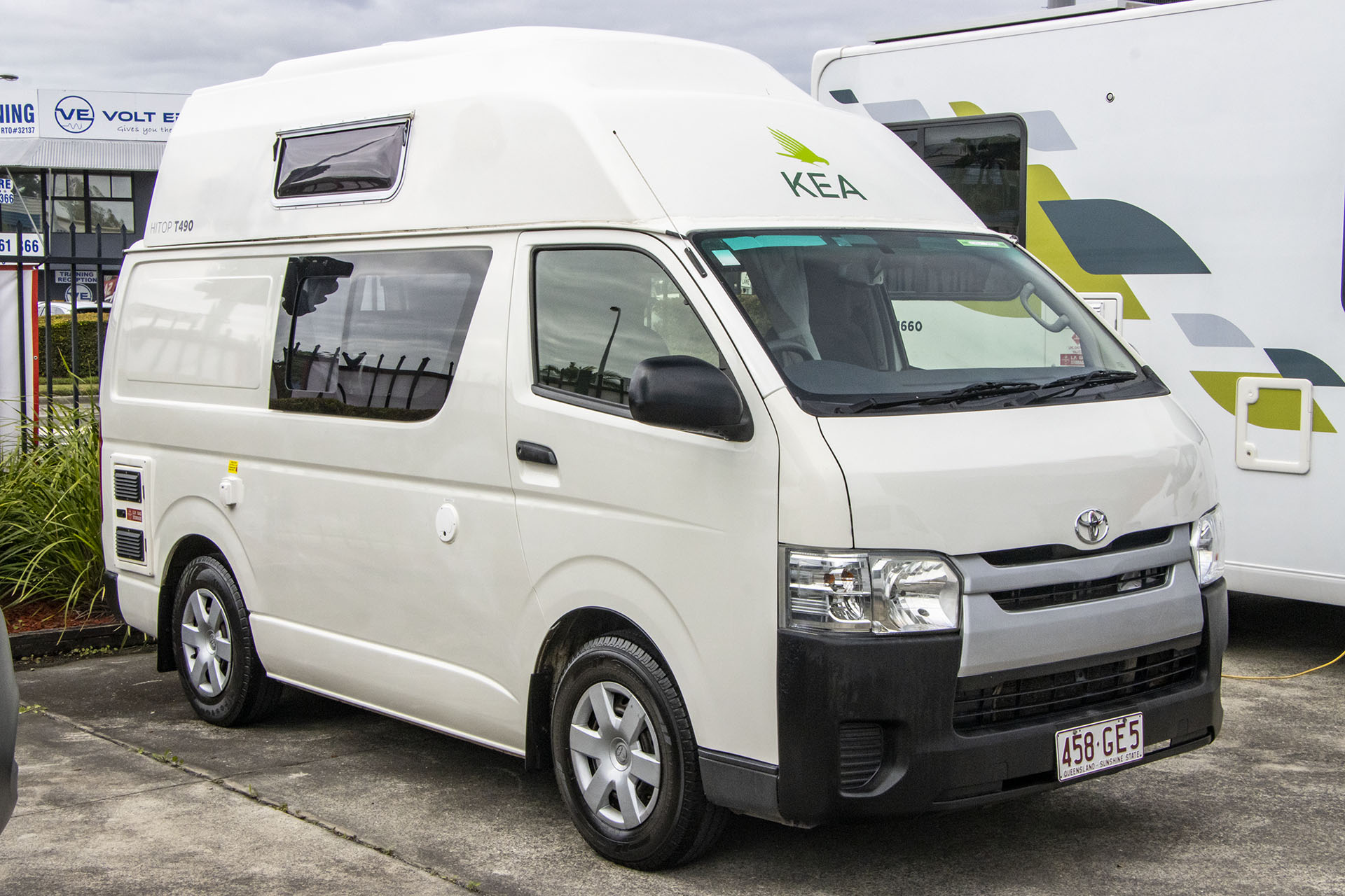 Carousel Popup Thumnails 6 - 2018 Kea HiTop T490 Toyota 2 Berth