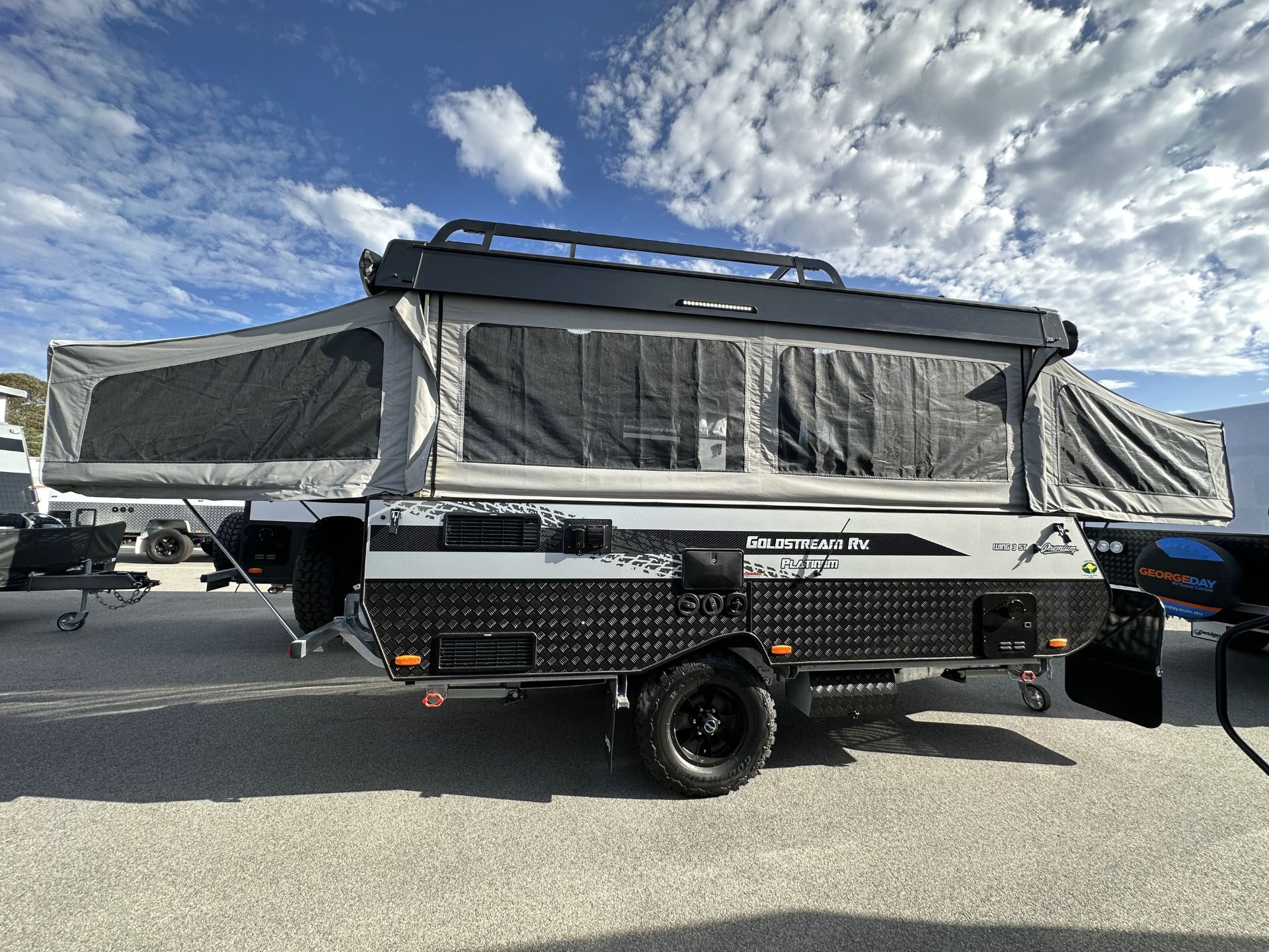 Carousel Popup Thumnails 25 - 2025 Goldstream Wing 3 St Premium 15'