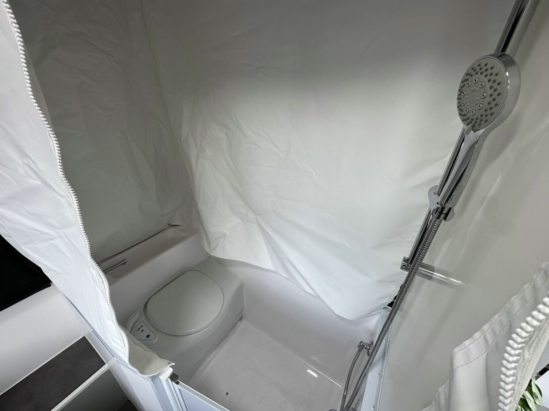 Carousel Popup Thumnails 17 - 2025 Goldstream Wing 3 St Premium 15'