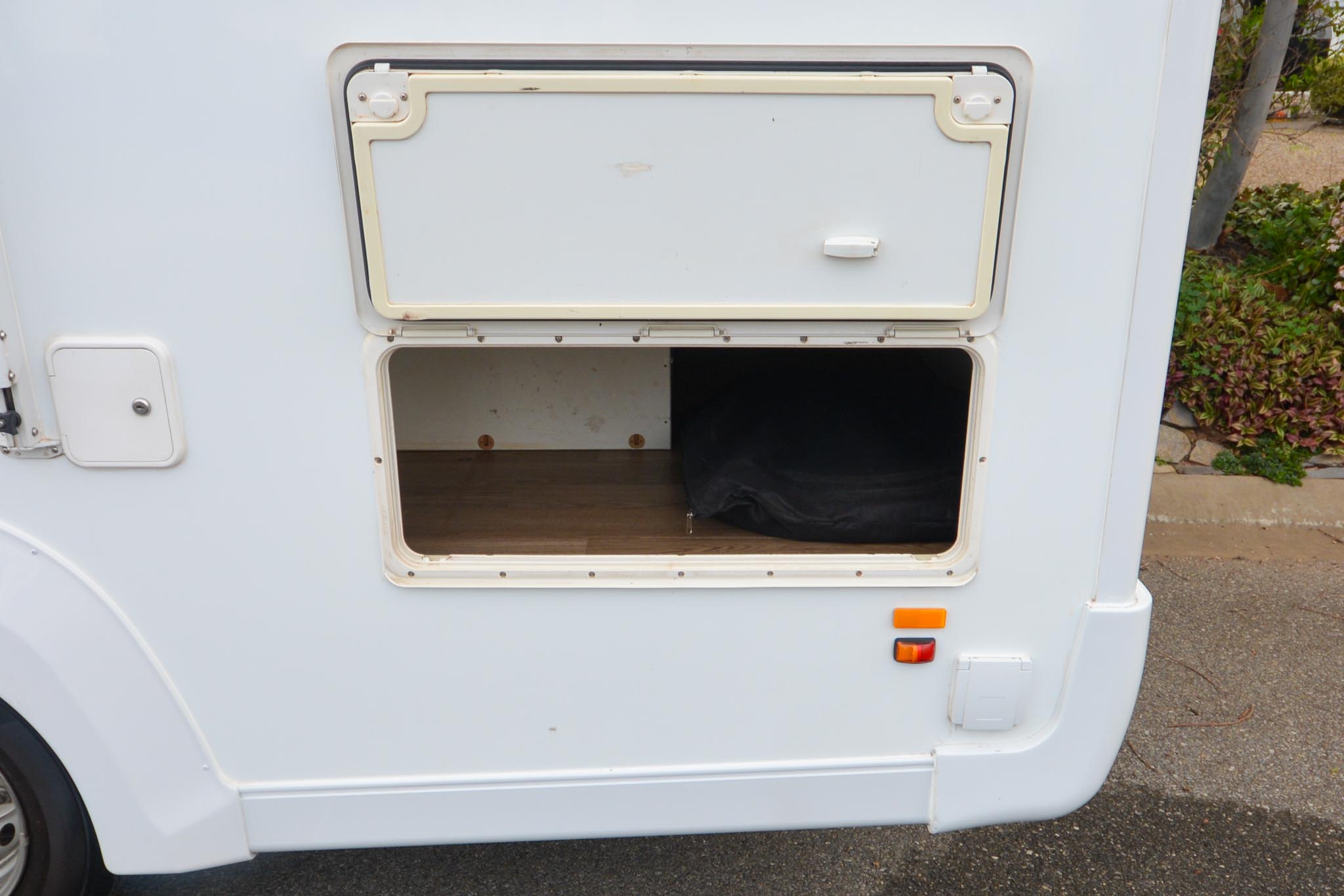 Carousel Popup Thumnails 13 - 2021 Kea River M721 Mercedes 6 Berth
