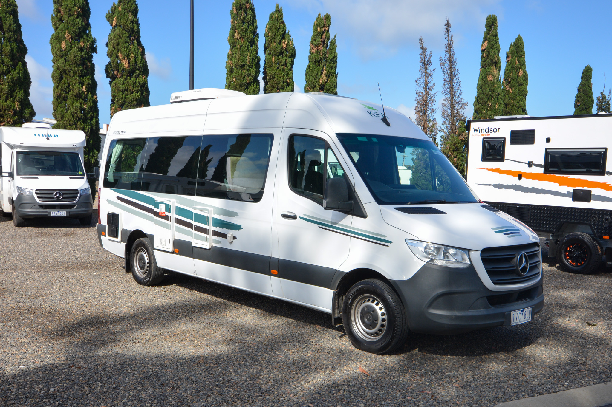 Carousel Popup Thumnails 3 - 2021 Mercedes-Benz Nomad M700 2 1 Berth