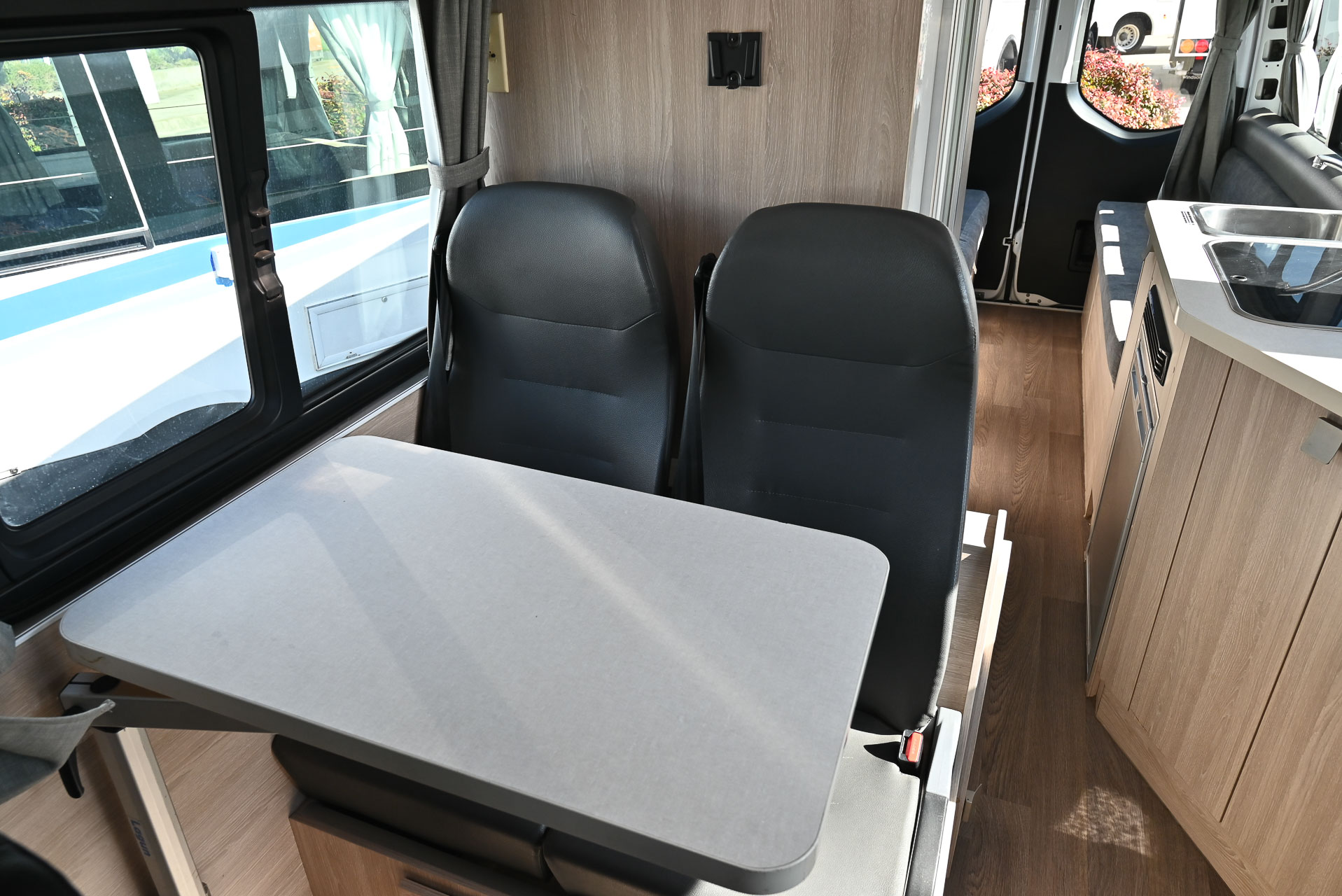 Carousel Popup Thumnails 20 - 2021 Talvor Euro Tourer Mercedes 4 Berth