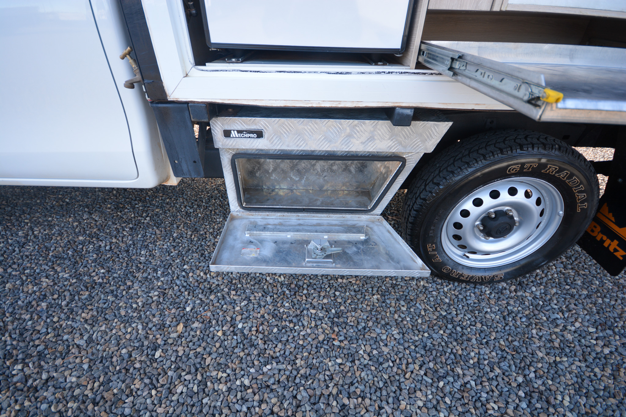 Carousel Popup Thumnails 15 - 2022 Talvor Adventure Camper Toyota 2 Berth