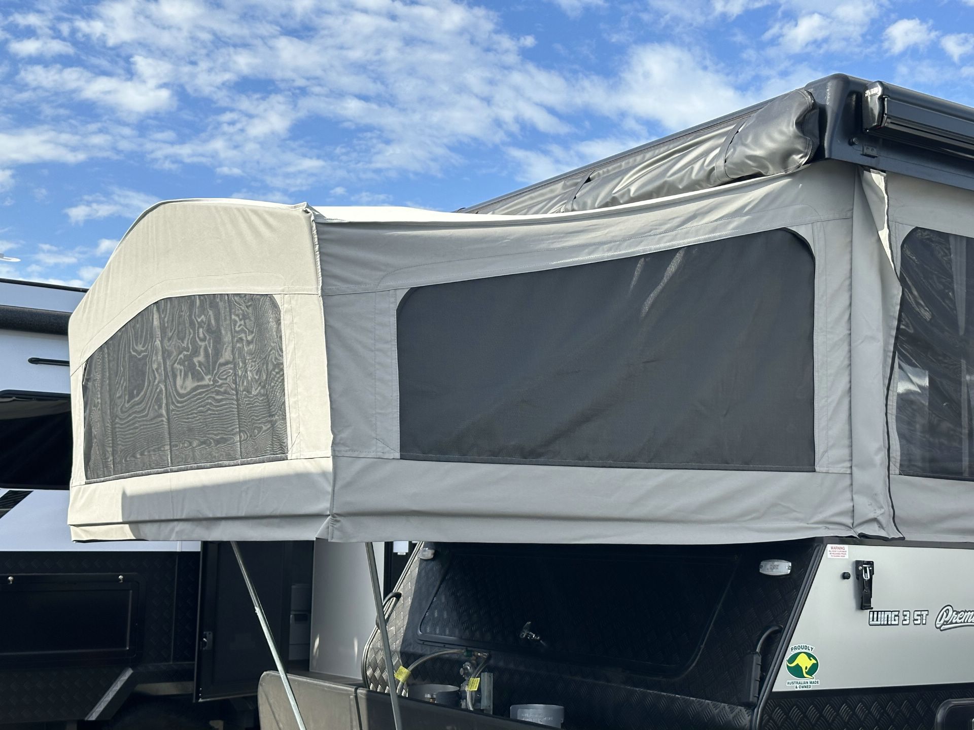 Carousel Popup Thumnails 21 - 2025 Goldstream Wing 3 St Premium 15'