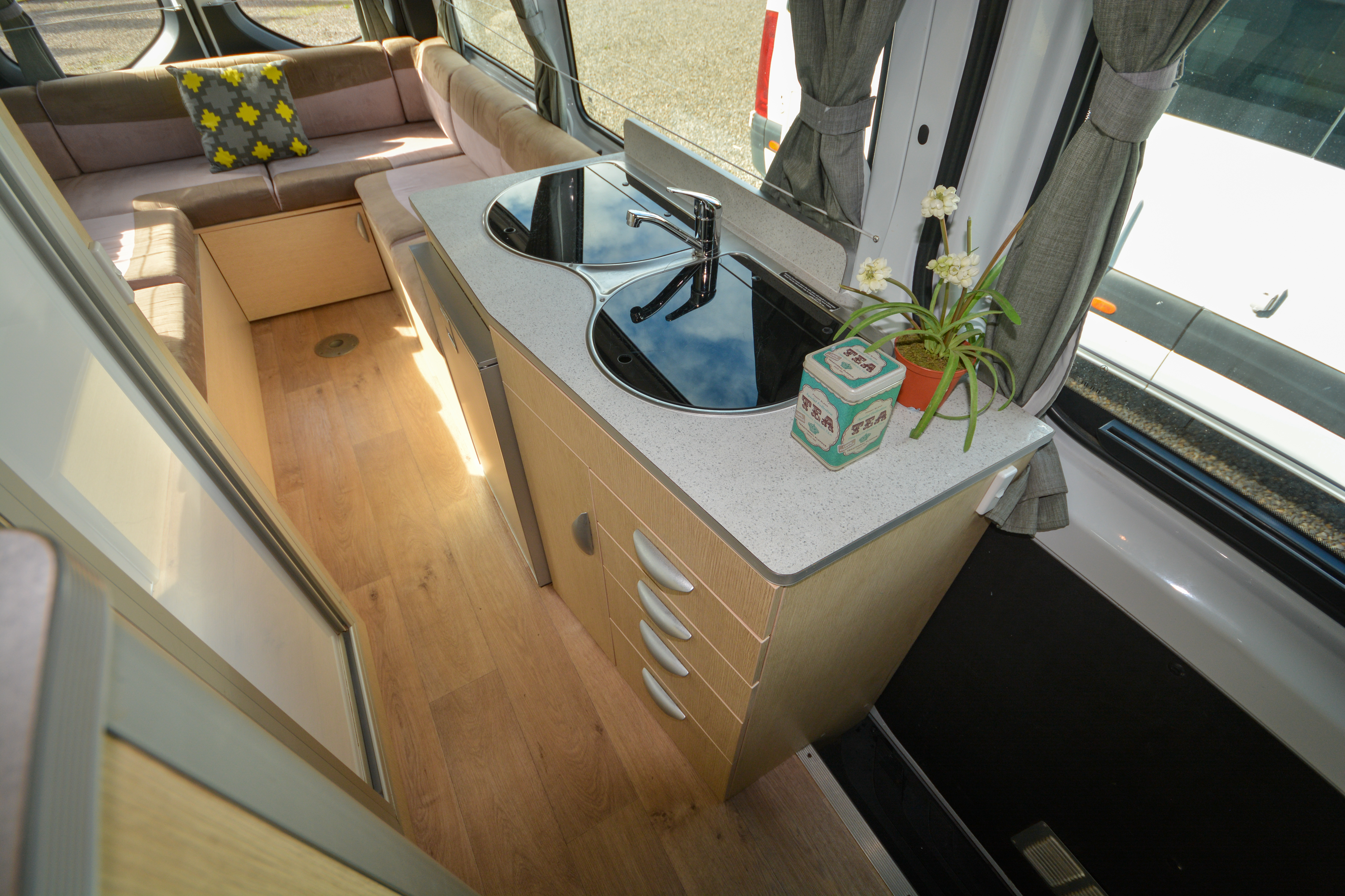 Carousel Popup Thumnails 32 - 2021 Kea Nomad M700 Mercedes 3 Berth