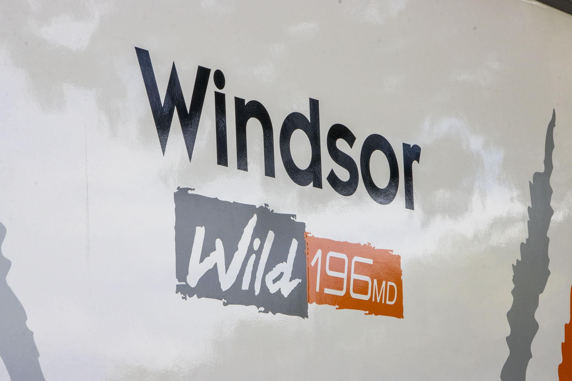 Carousel Popup Thumnails 18 - 2025 Windsor Wild Semi Off Road 196MD