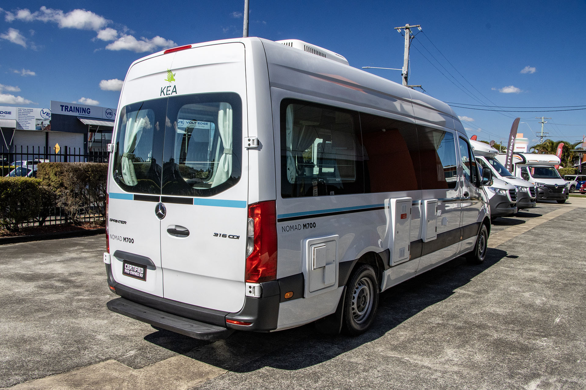 Carousel Popup Thumnails 9 - 2021 Kea Nomad M700 Mercedes 3 Berth