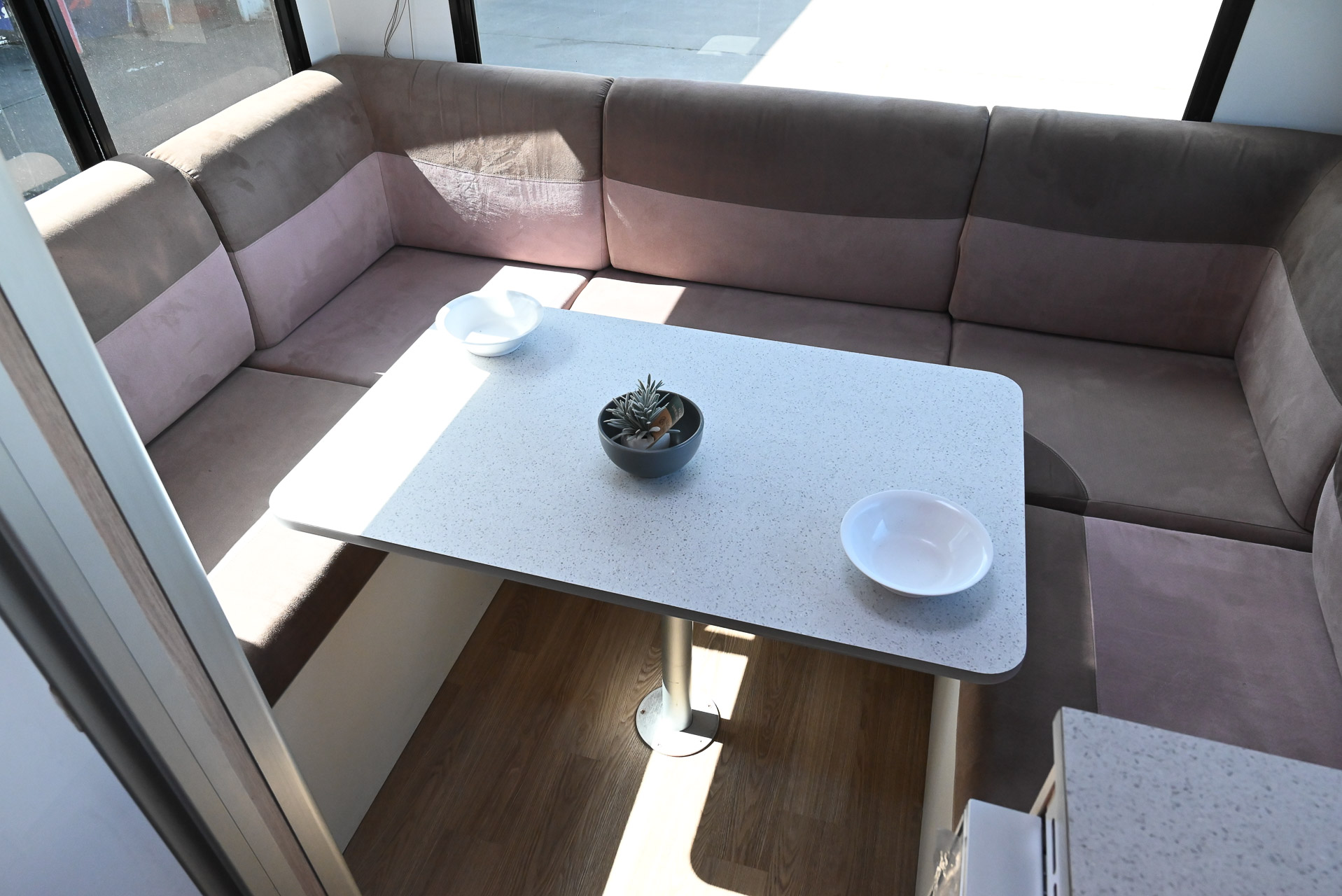 Carousel Popup Thumnails 33 - 2020 Kea River M721 Mercedes 6 Berth