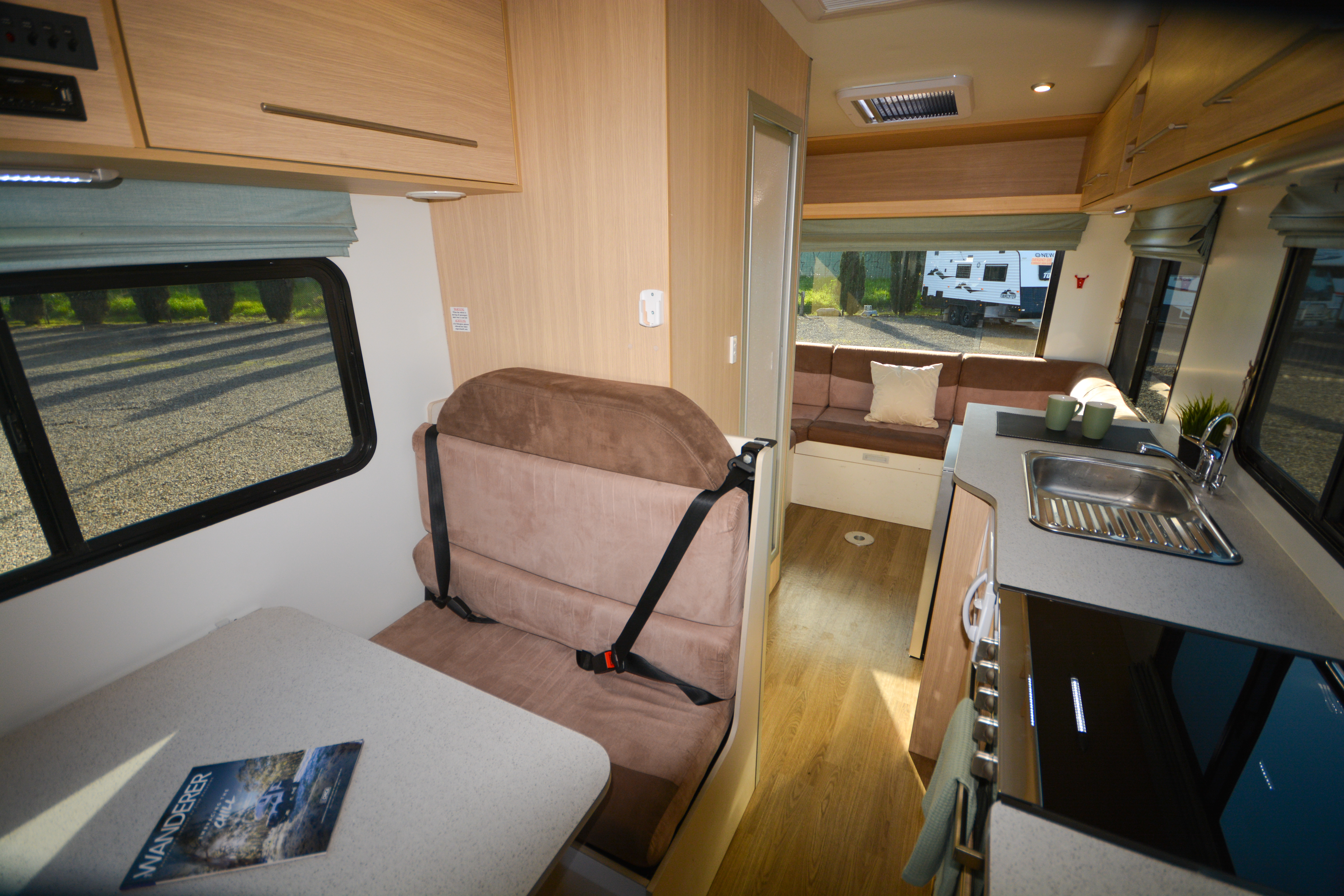 Carousel Popup Thumnails 19 - 2021 Kea River M721 Mercedes 6 Berth