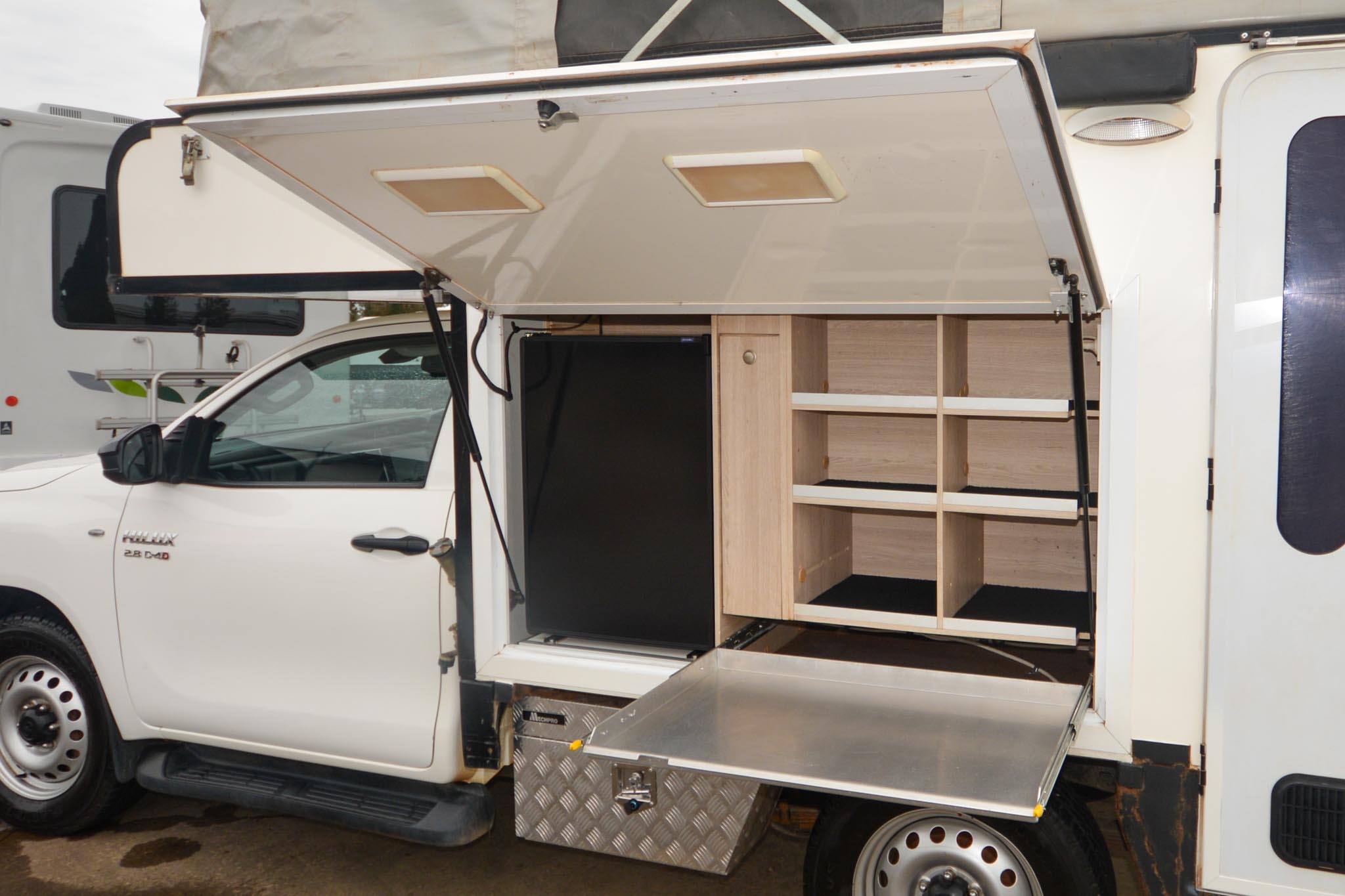 Carousel Popup Thumnails 9 - 2022 Windsor Maverick T590