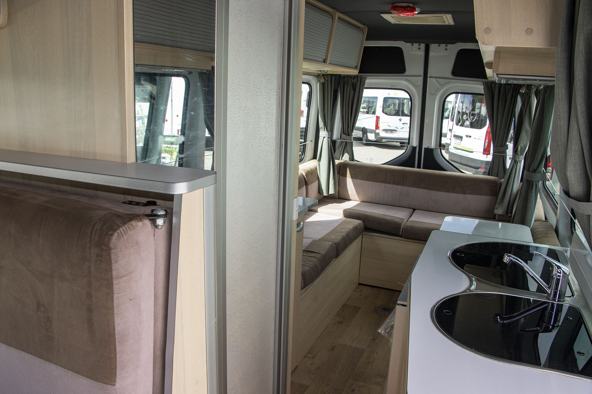 Carousel Popup Thumnails 28 - 2021 Kea Nomad M700 Mercedes 3 Berth