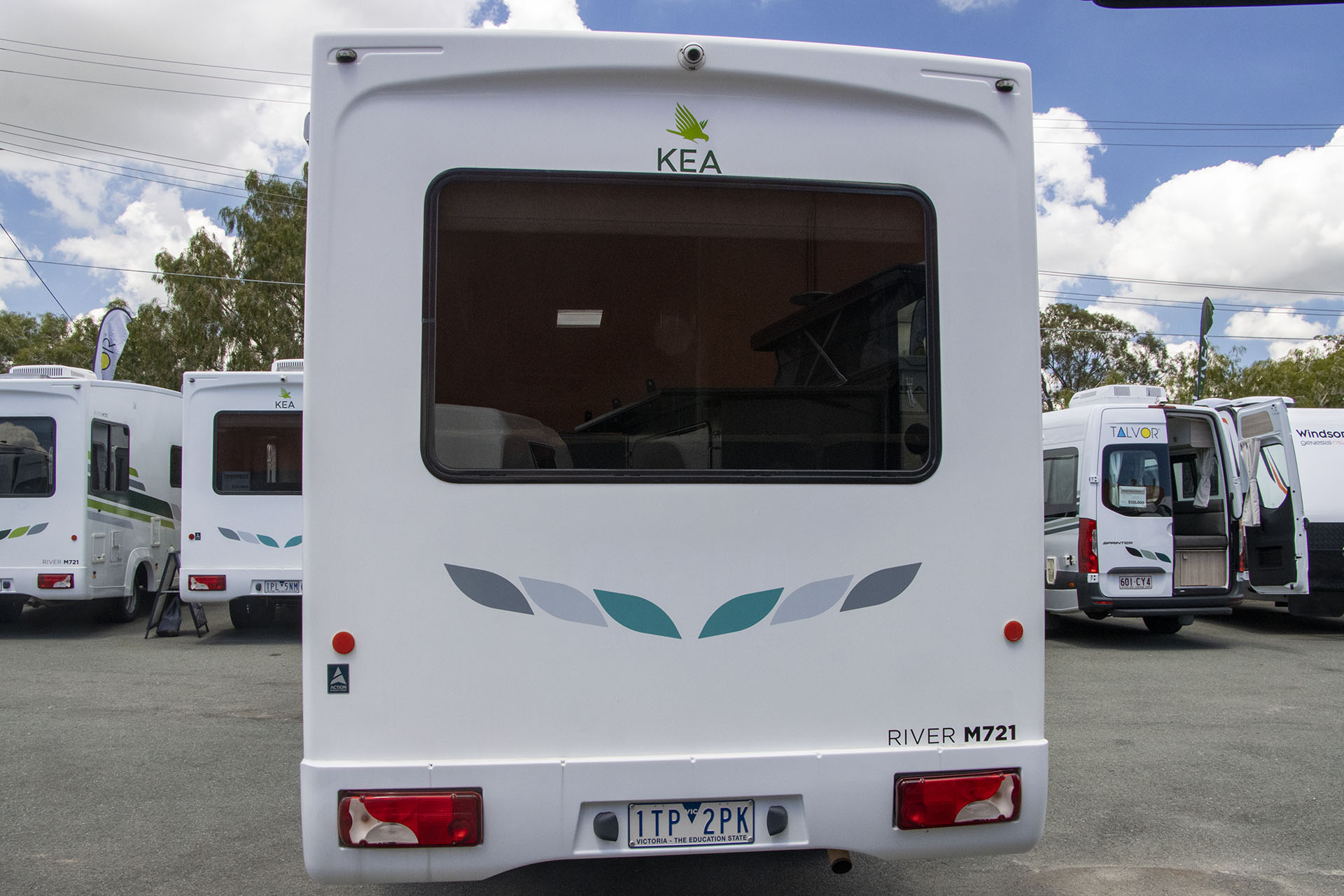 Carousel Popup Thumnails 8 - 2021 Kea River M721 Mercedes 6 Berth