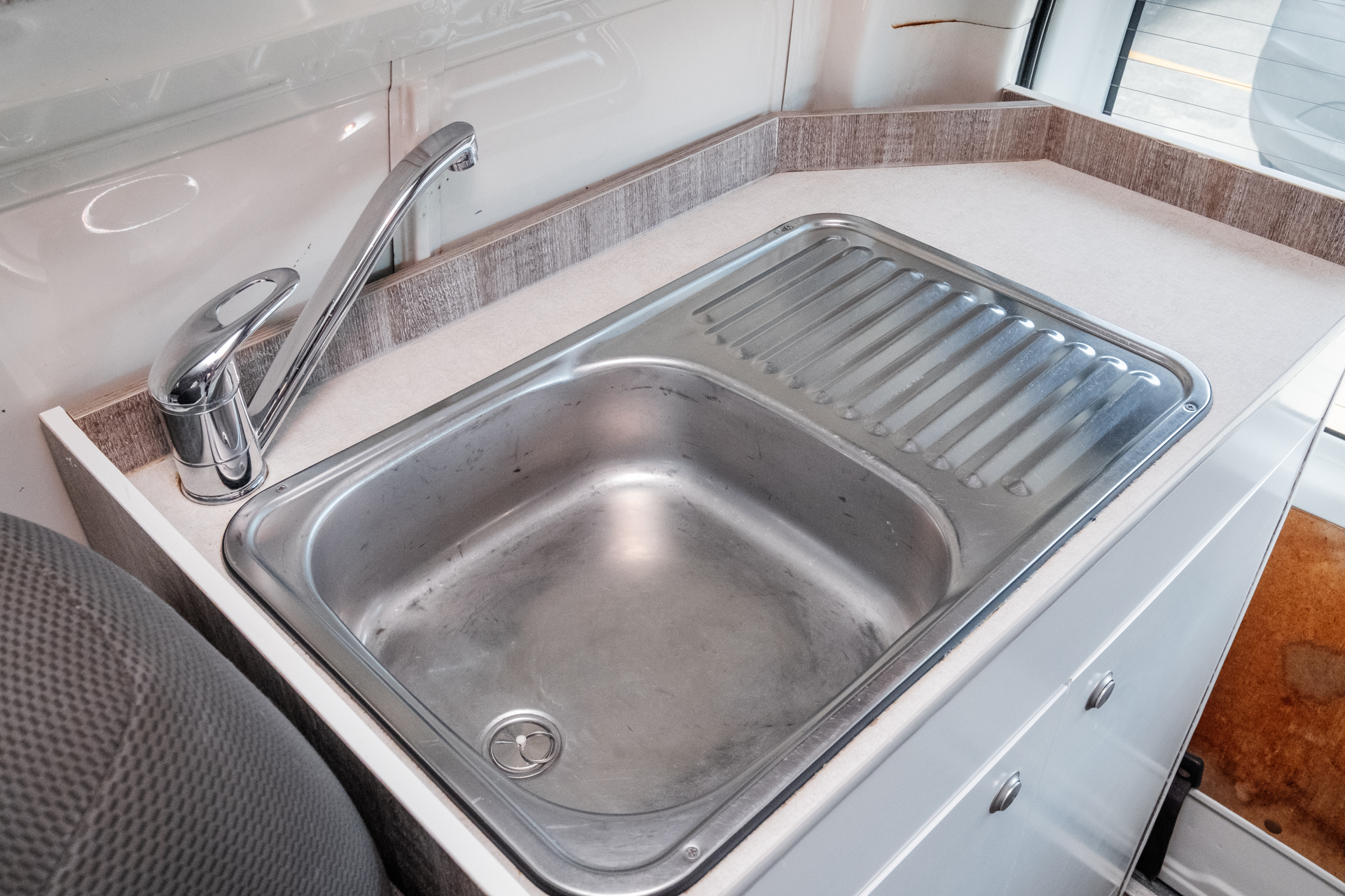 Carousel Popup Thumnails 23 - 2018 Talvor Endeavour Toyota 4 Berth