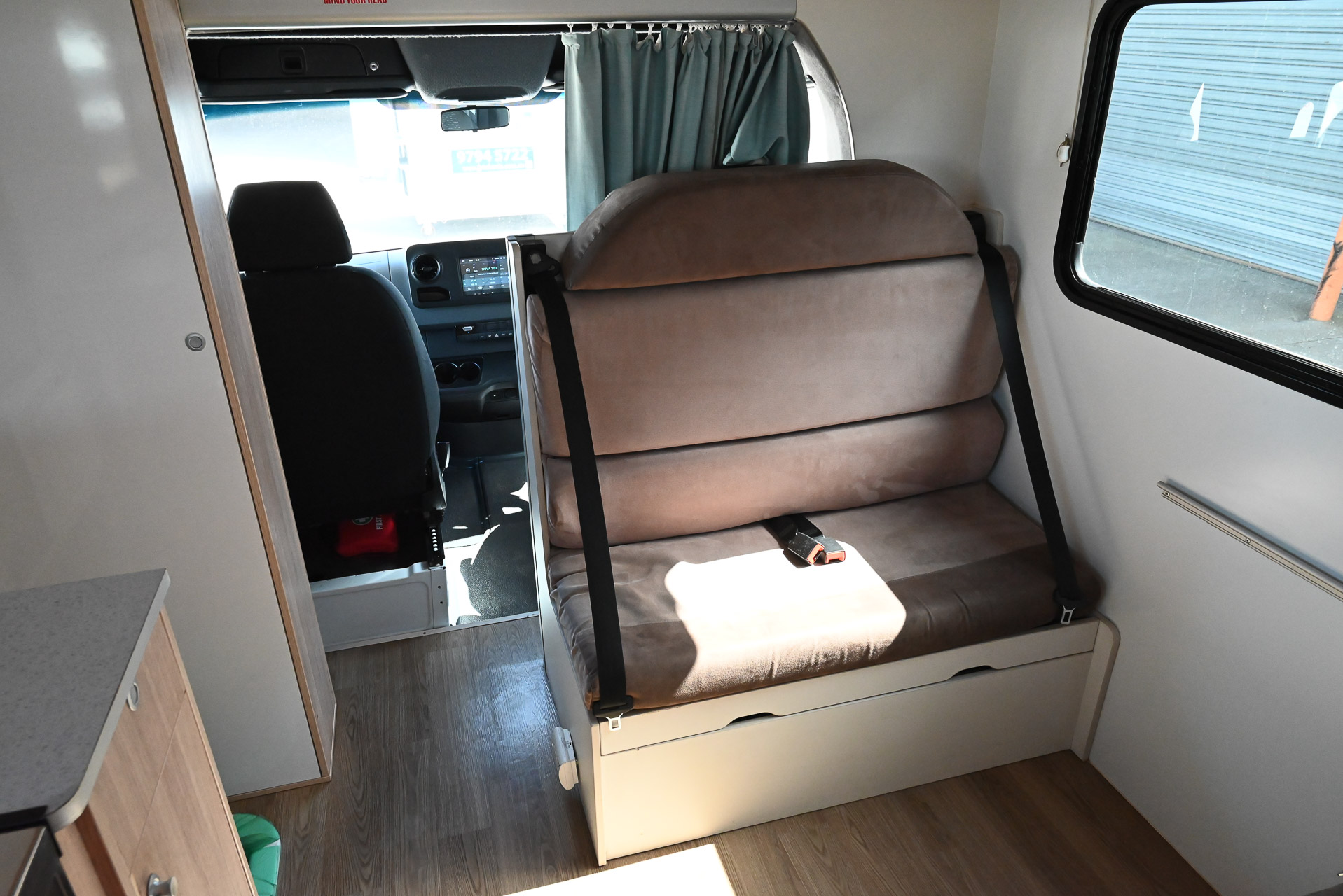 Carousel Popup Thumnails 19 - 2020 Kea River M721 Mercedes 6 Berth